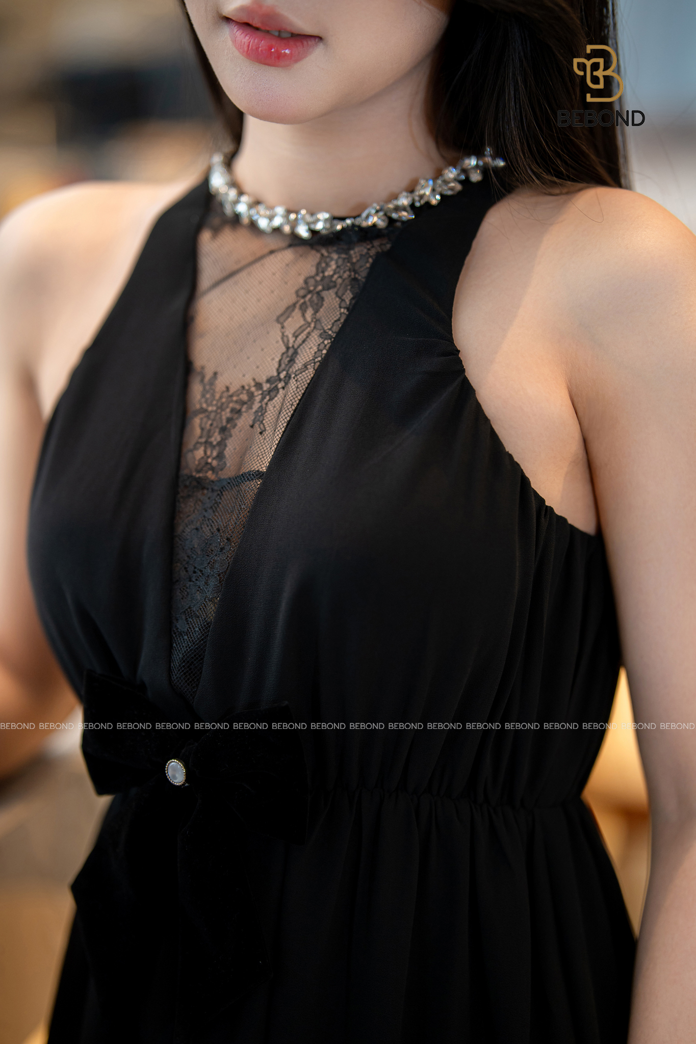 Đầm cổ yếm voan BLACK SWAN màu ĐEN_thumbnail_6