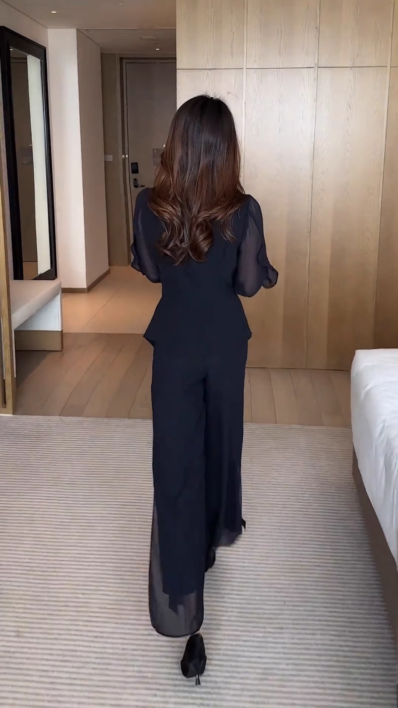 16612-Set bộ voan đen  tay  dài cổ vest cách điệu ( voan, lót)_thumbnail_3