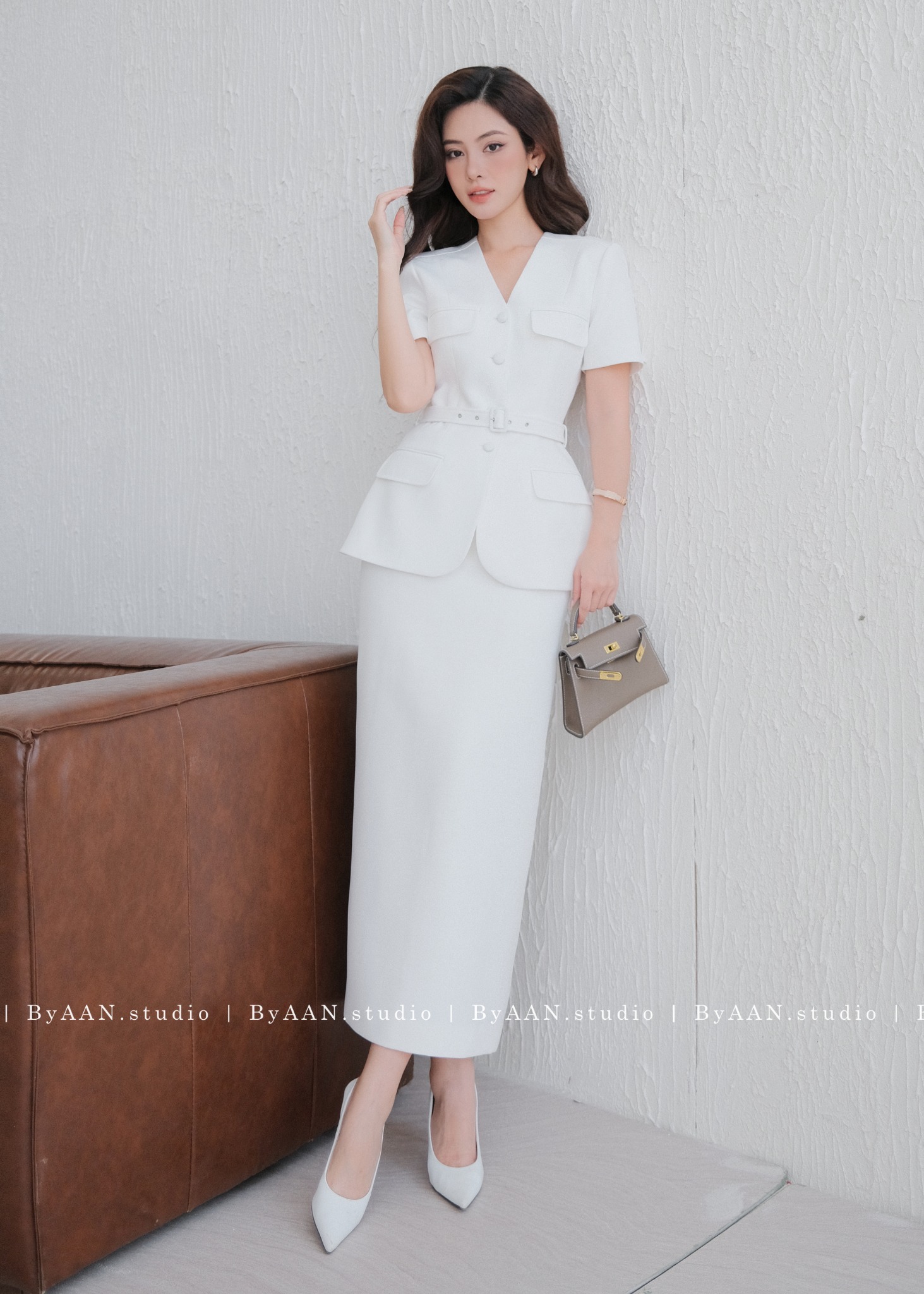 Chân váy bút chì Blanc