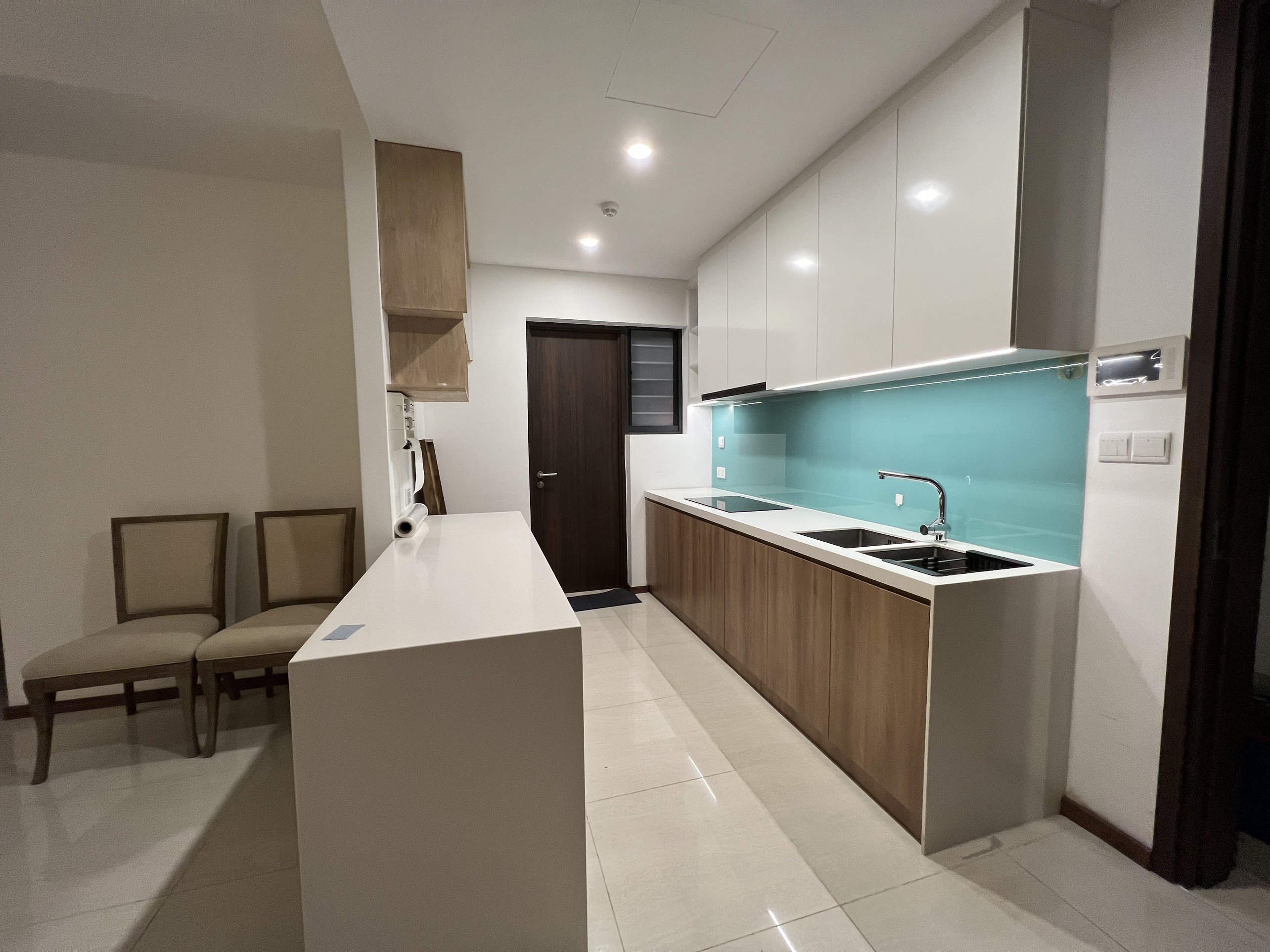 Thanh toán 4.x tỷ, tầng cao, ở ngay 1 phòng ngủ dự án One Verandah, nội thất CĐT dễ dàng decor_thumbnail_1