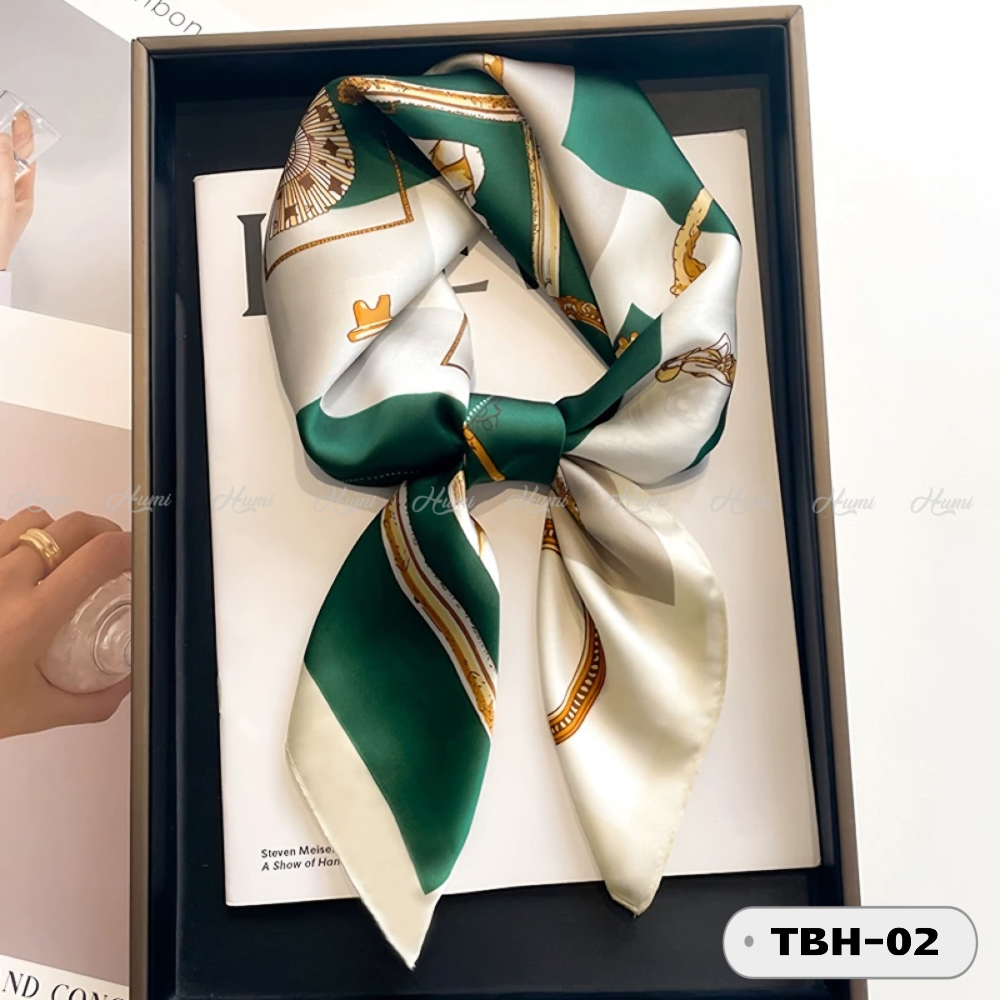 KHĂN LỤA VUÔNG HQ 70x70CM (TBH02)