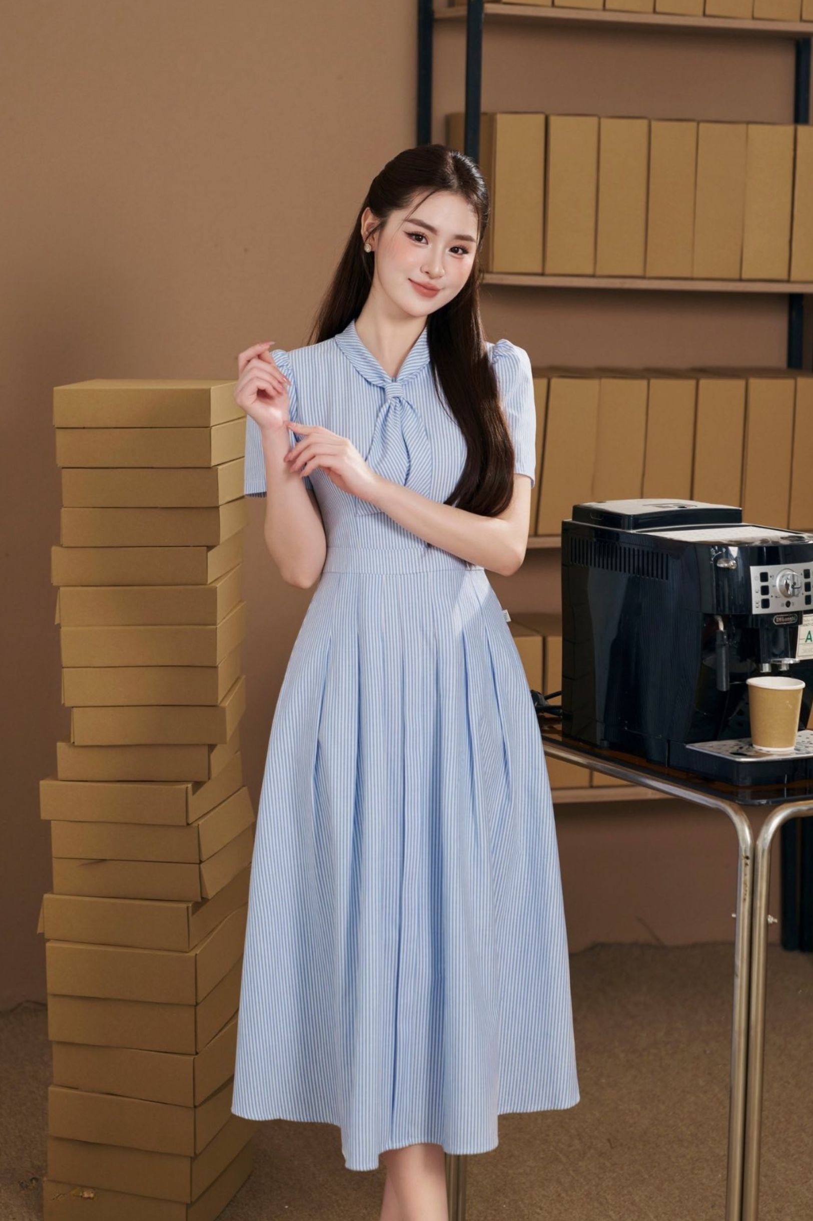 Đầm xòe kẻ xanh nơ cổ DL295_thumbnail_3