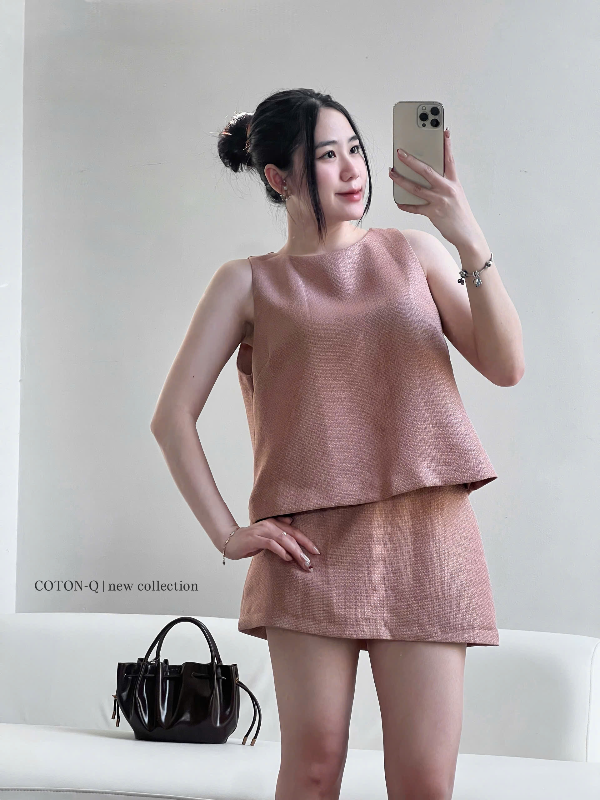 Set áo cổ tròn + chân váy_thumbnail_8