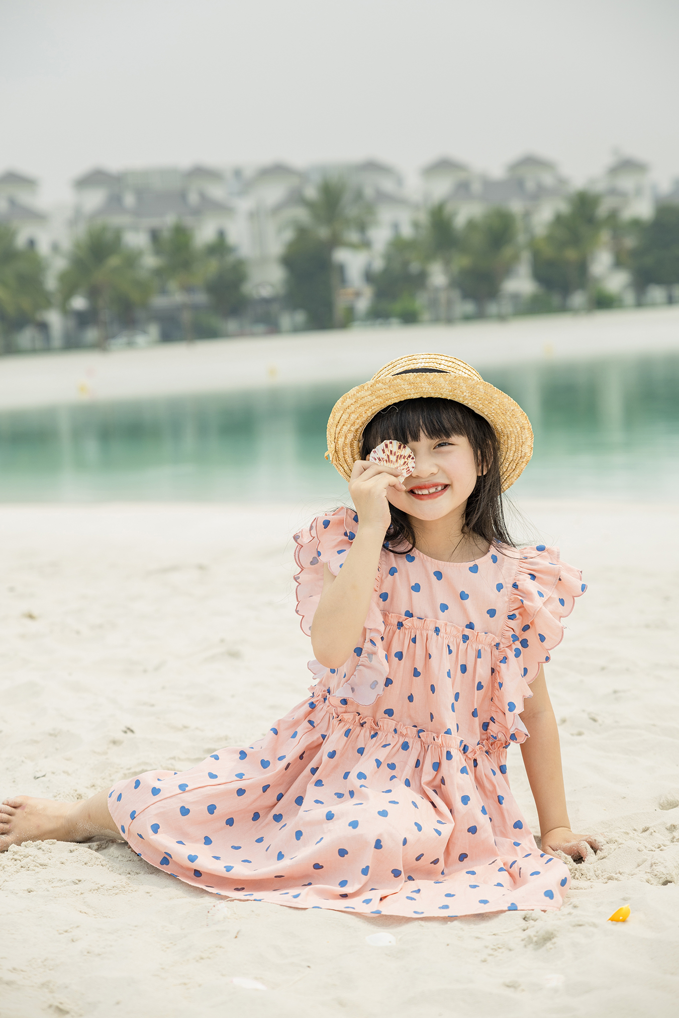 Đầm suông rộng bèo thêu cánh tiên_thumbnail_2