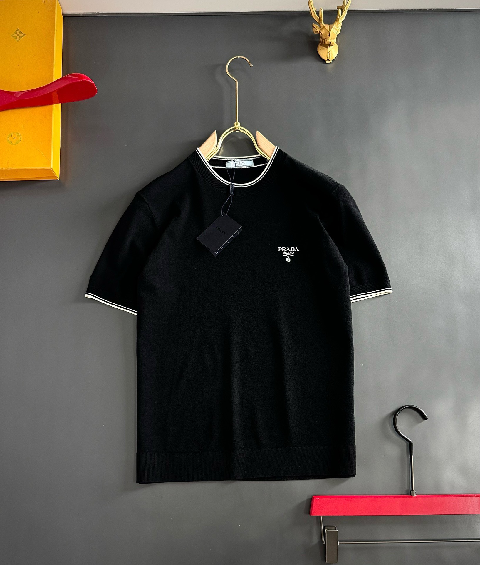 ÁO LEN CỘC TAY PRADA MILANO_thumbnail_1