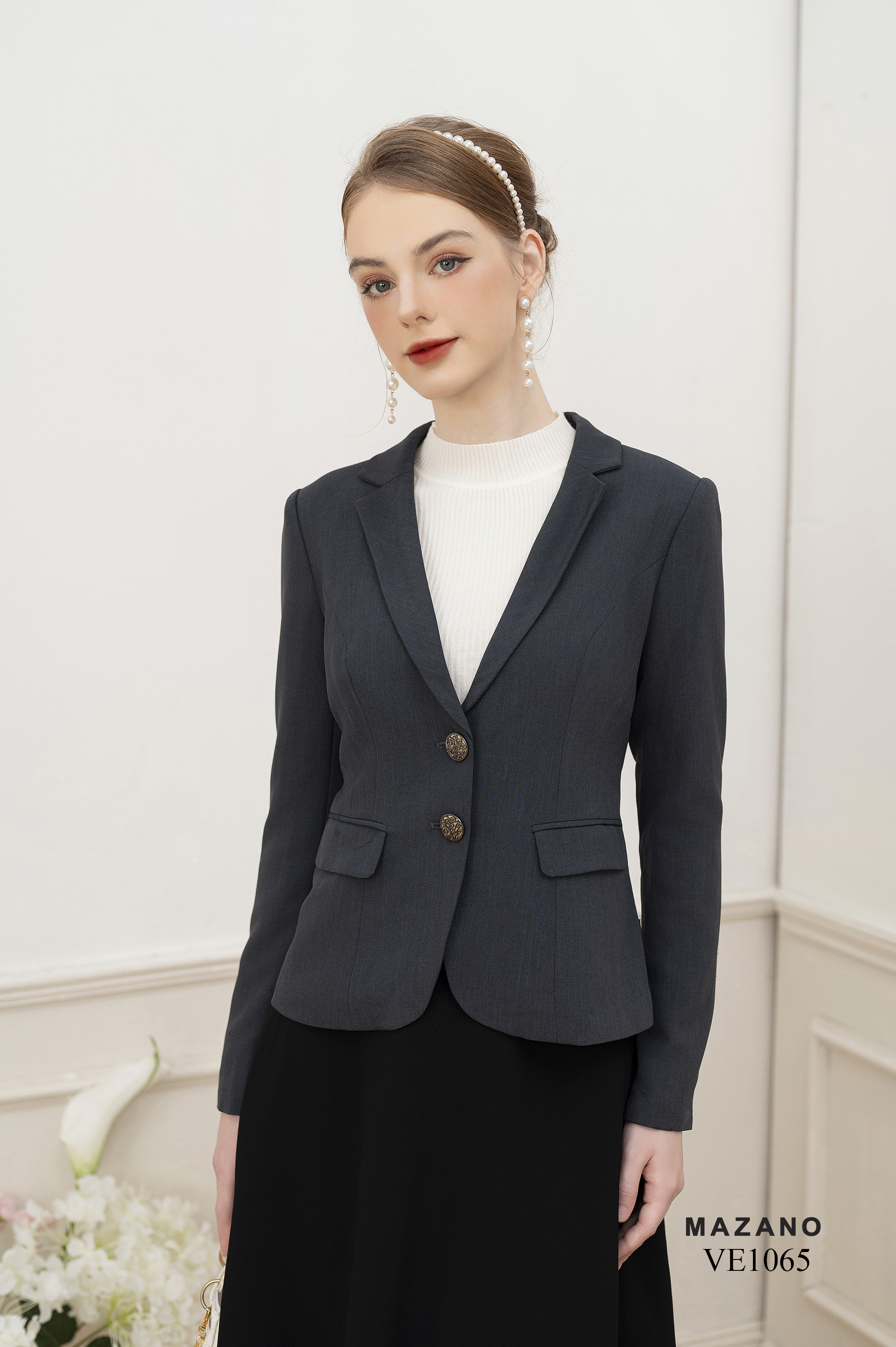 Áo Vest vải Tuytxi dày cổ V màu ghi đậm