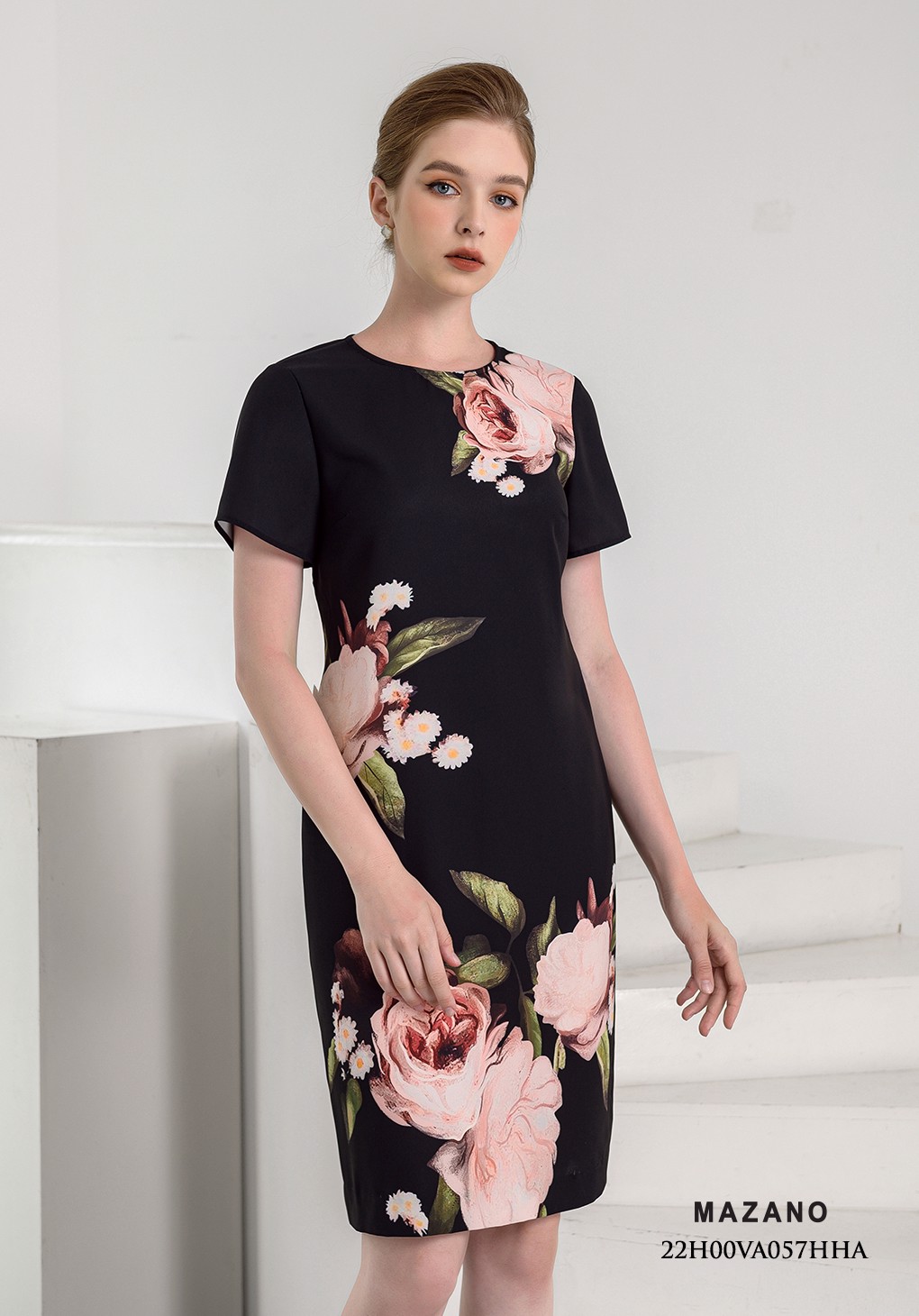 Đầm đen hoa suông họa tiết_thumbnail_0