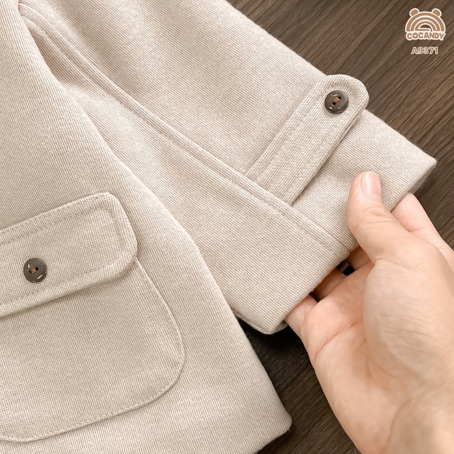 Áo khoác NÂU NHẠT 2 túi nắp cúc +khăn_thumbnail_5