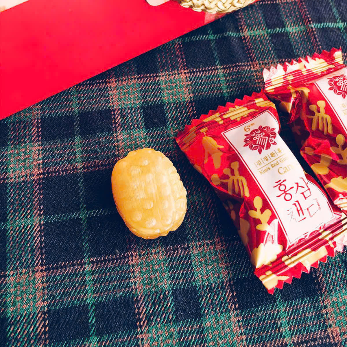 Kẹo Hồng Sâm 6 năm Tuổi 200gr Kim’s Red Ginseng Candy_thumbnail_4