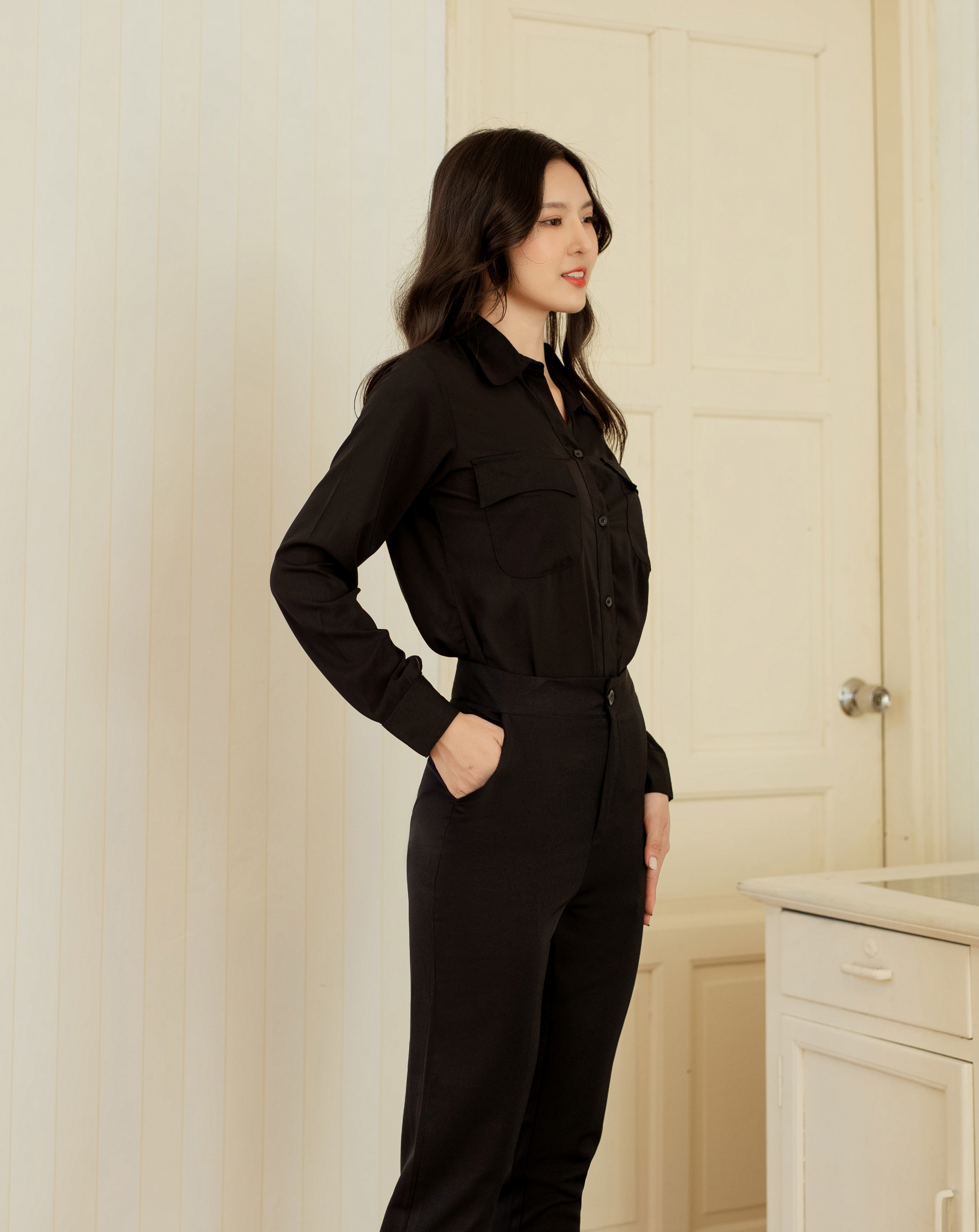 Sơ mi form dài xẻ eo cao xinh xắn_thumbnail_34