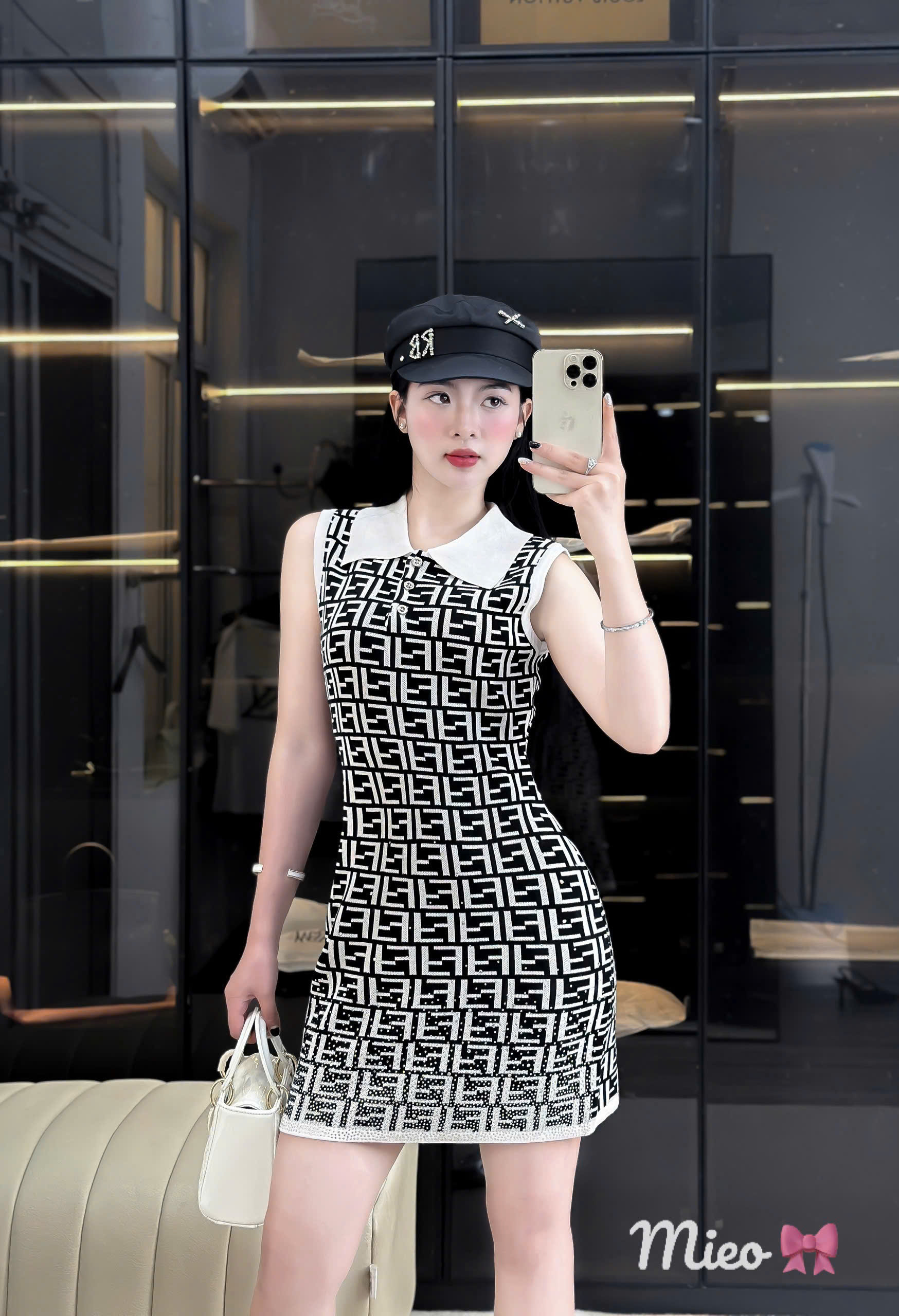  Váy Fendi sát nách cổ polo _thumbnail_2