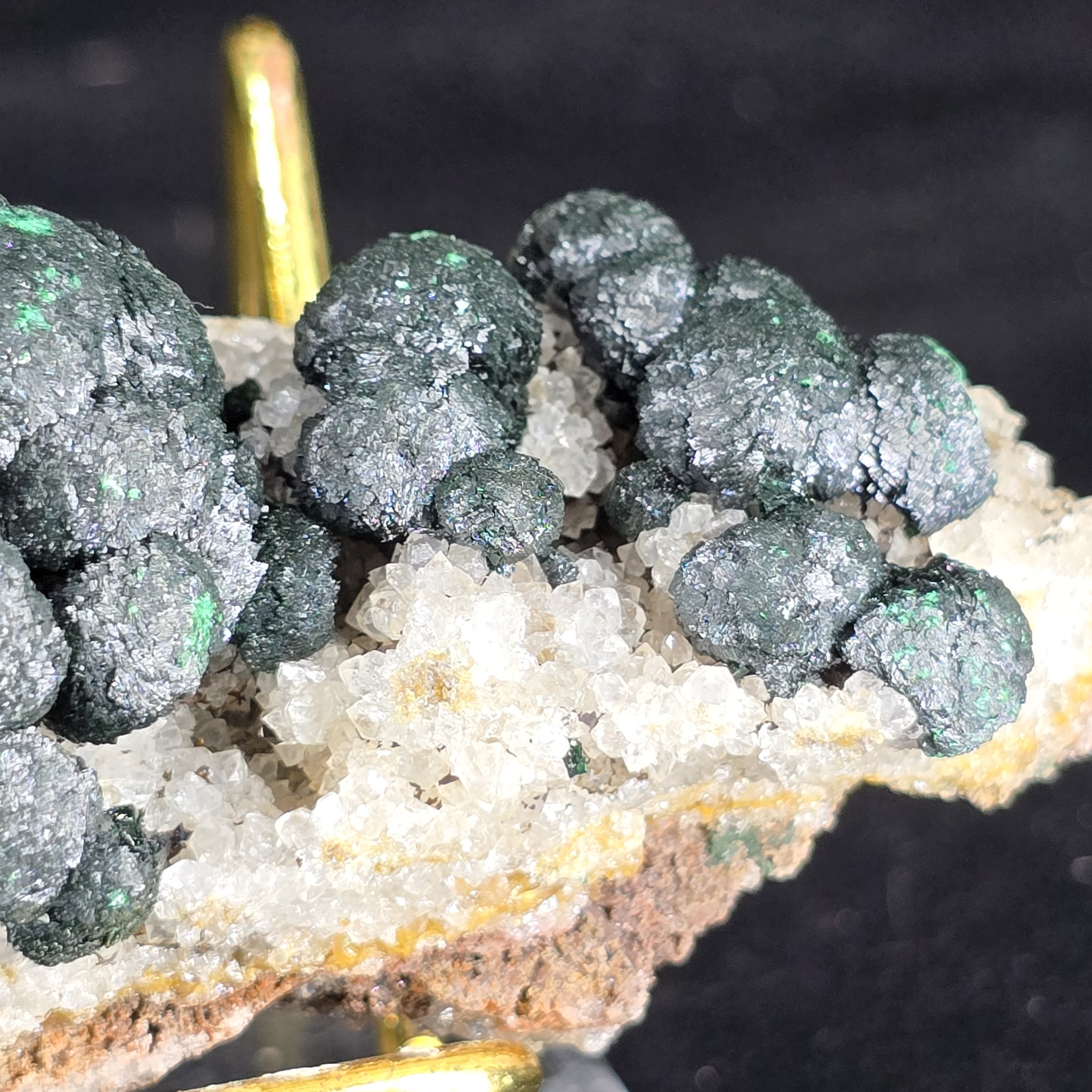 Malachite Trên Thạch Anh Dáng Thuyền Bát Nhã - Premium Collection_thumbnail_6