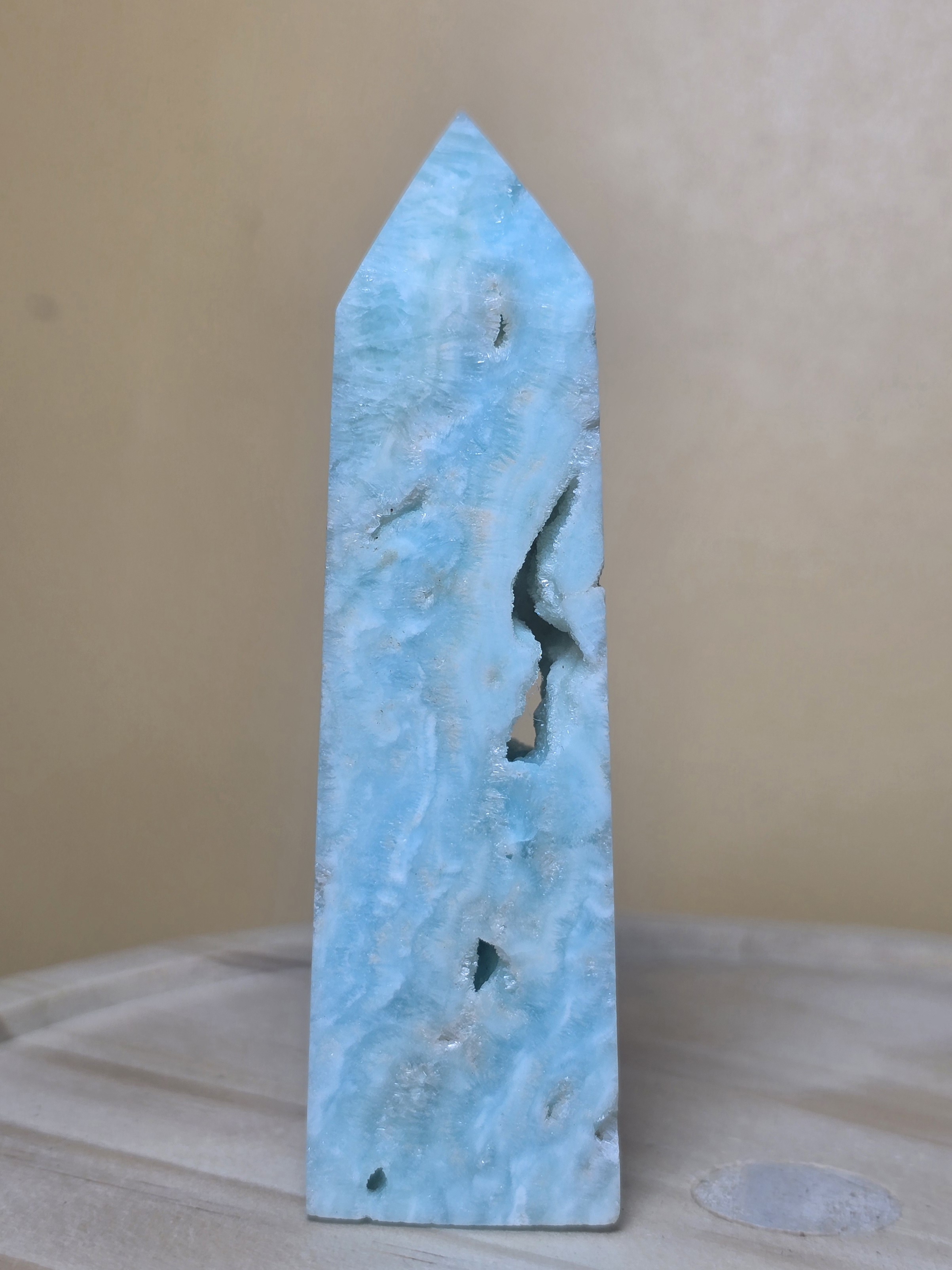 Trụ bán thô Blue Aragonite