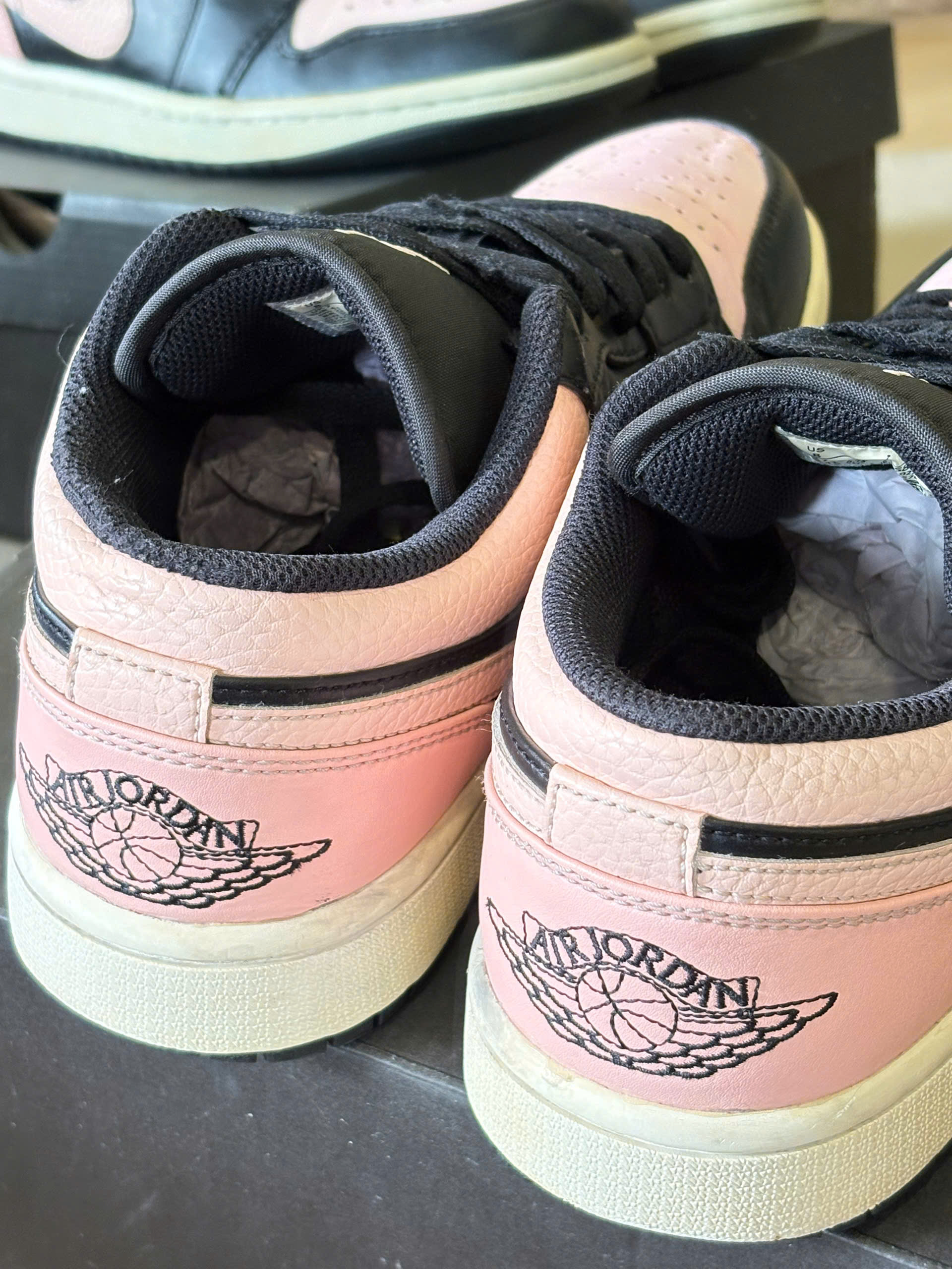 Nike Air Jordan 1 Low ‘Crimson Tint’ 553558-034_thumbnail_5