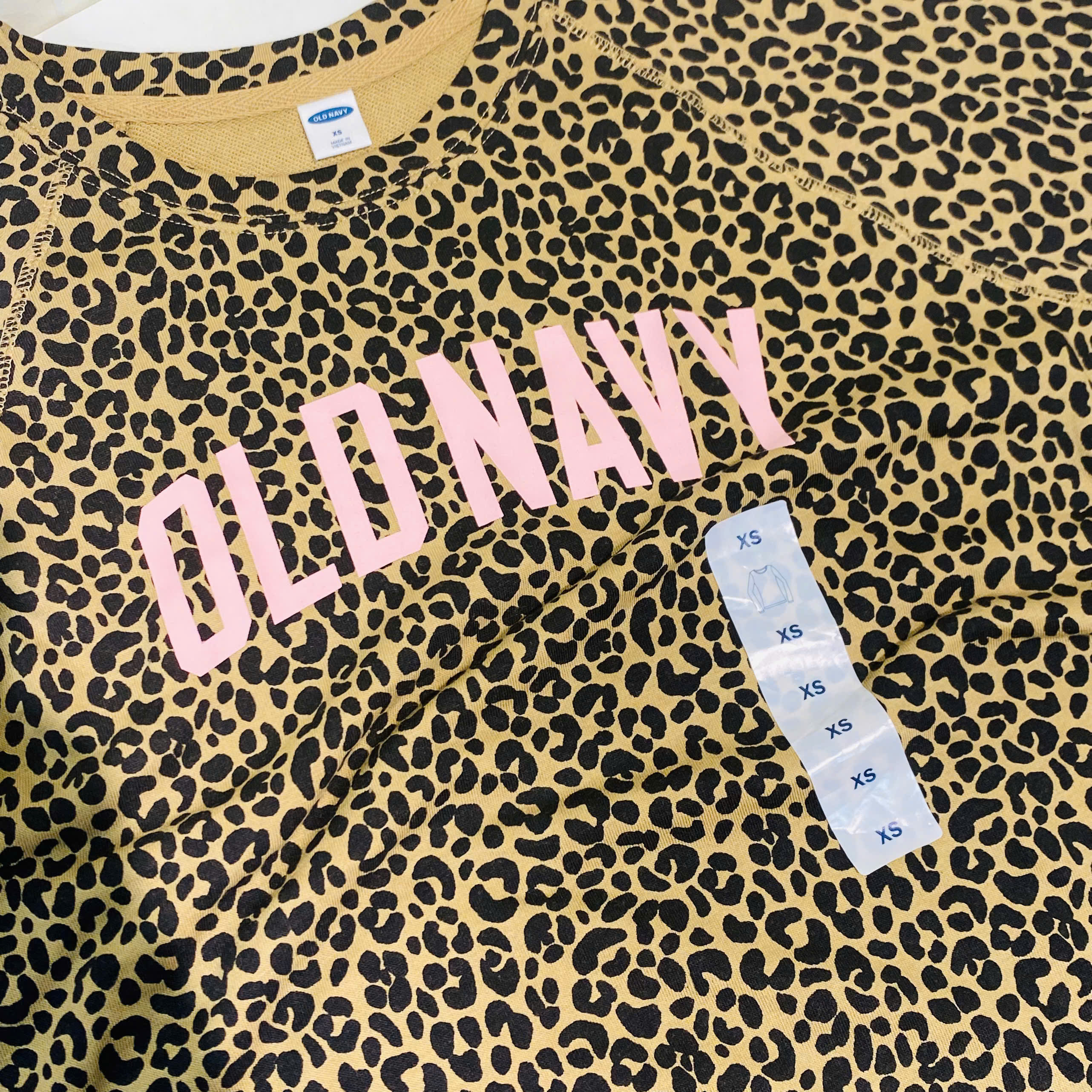 Áo Old Navy Dư Xịn_thumbnail_2