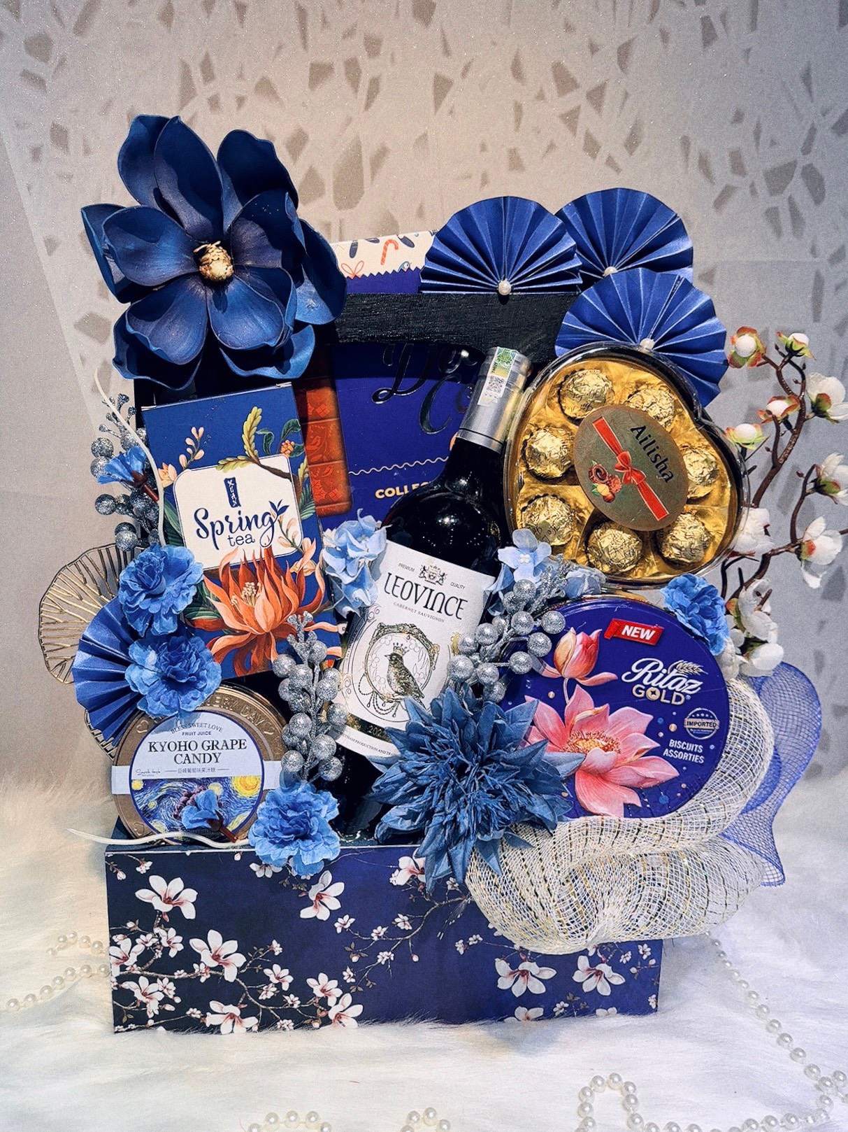 Hộp quà tết sang trọng tặng gia đình QT1102