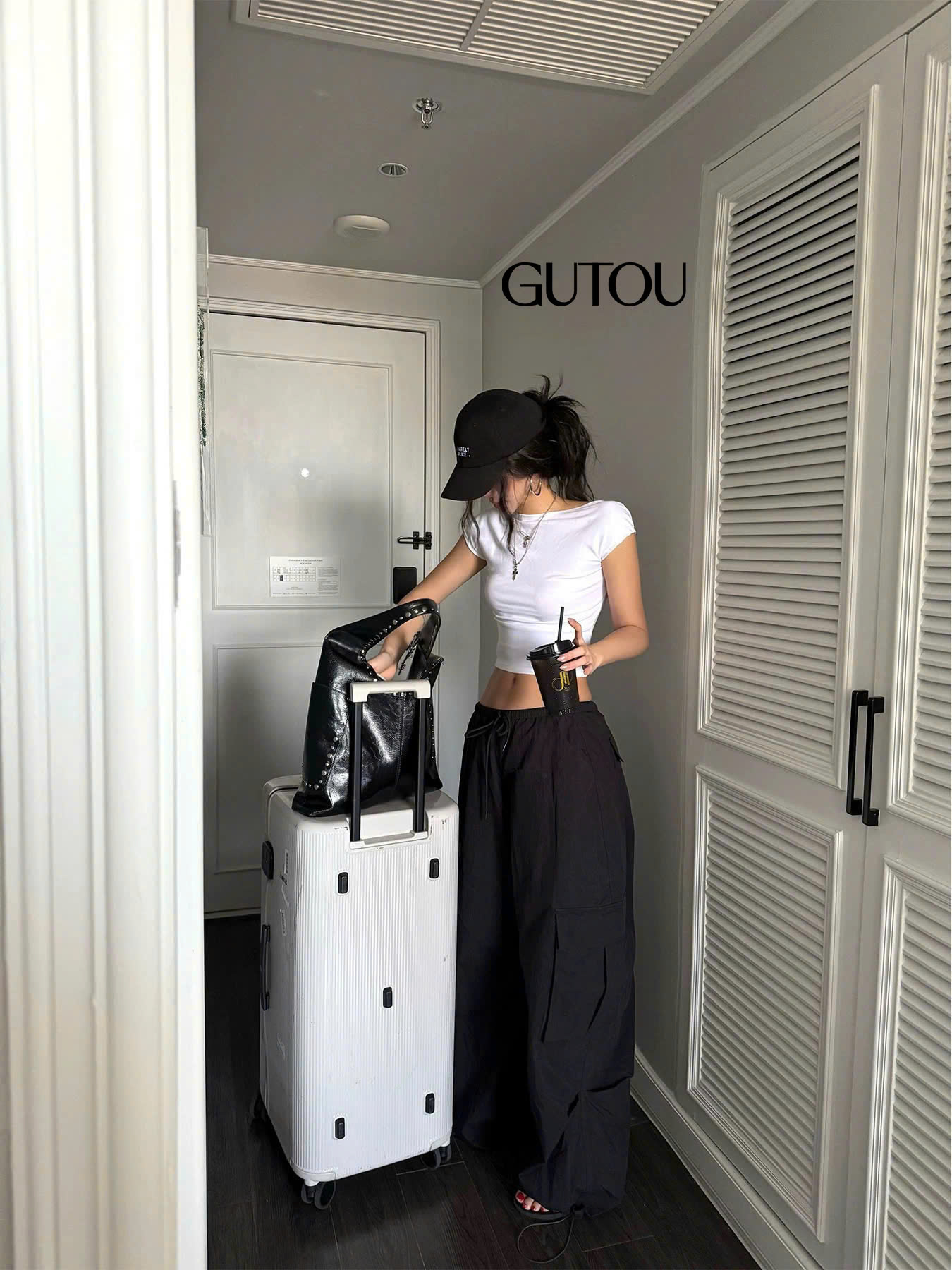 [ GUTOU ] Áo Cổ Rộng In Chữ ROVENTE_thumbnail_4