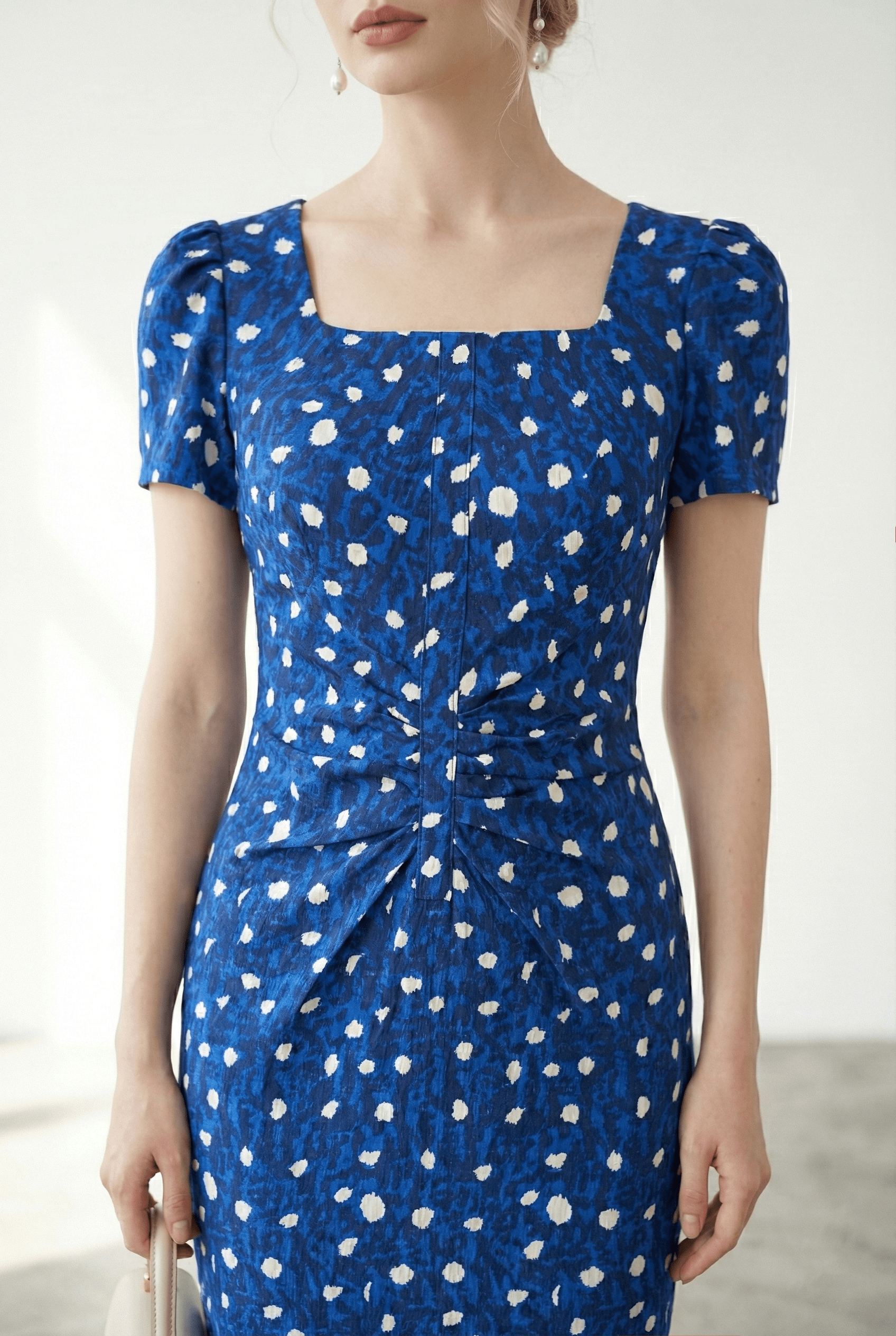 Đầm ôm cổ vuông xanh chấm bi vai bồng_thumbnail_8