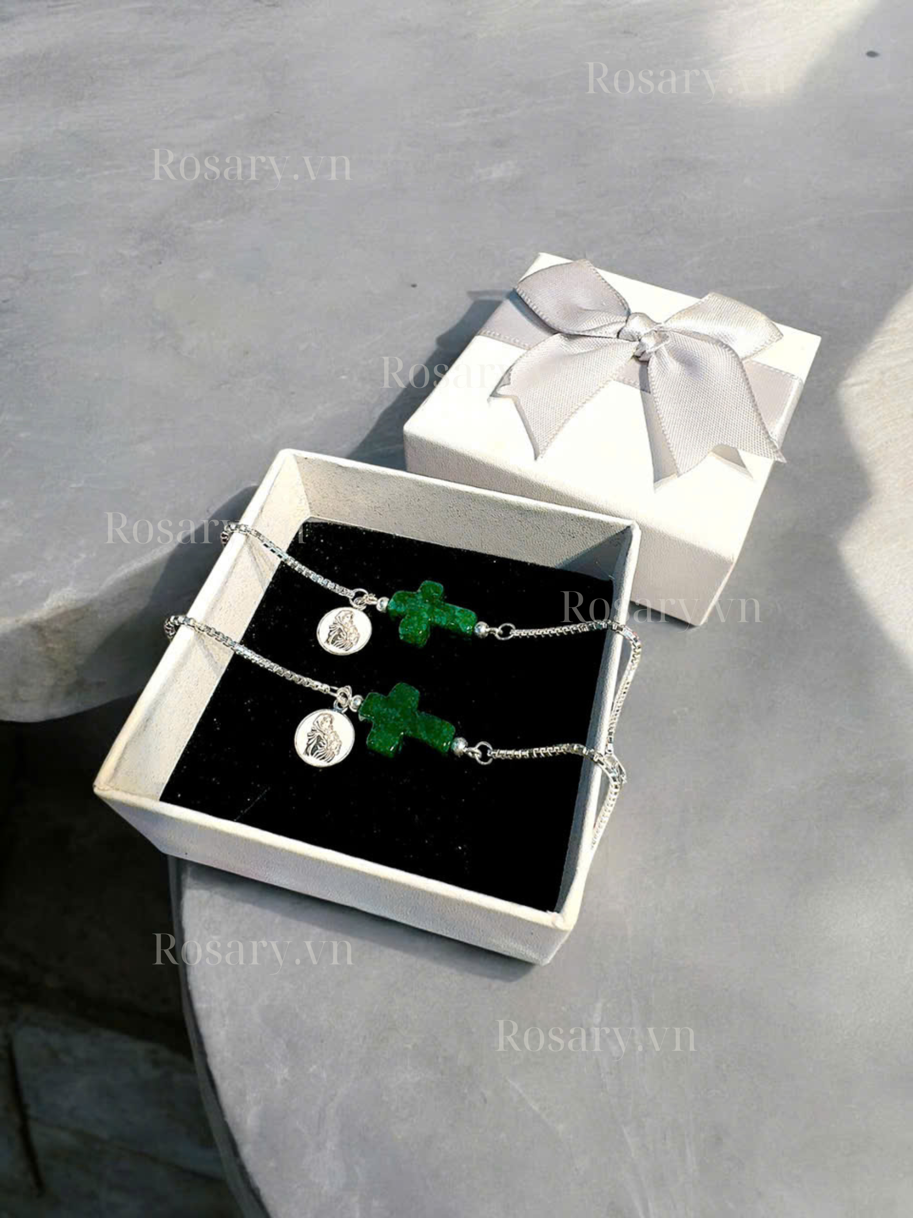 Lắc tay bạc nữ Thánh Giá ảnh tượng Đức Mẹ  có khuy cài điều chỉnh độ rộng/ trang sức công giáo_thumbnail_2