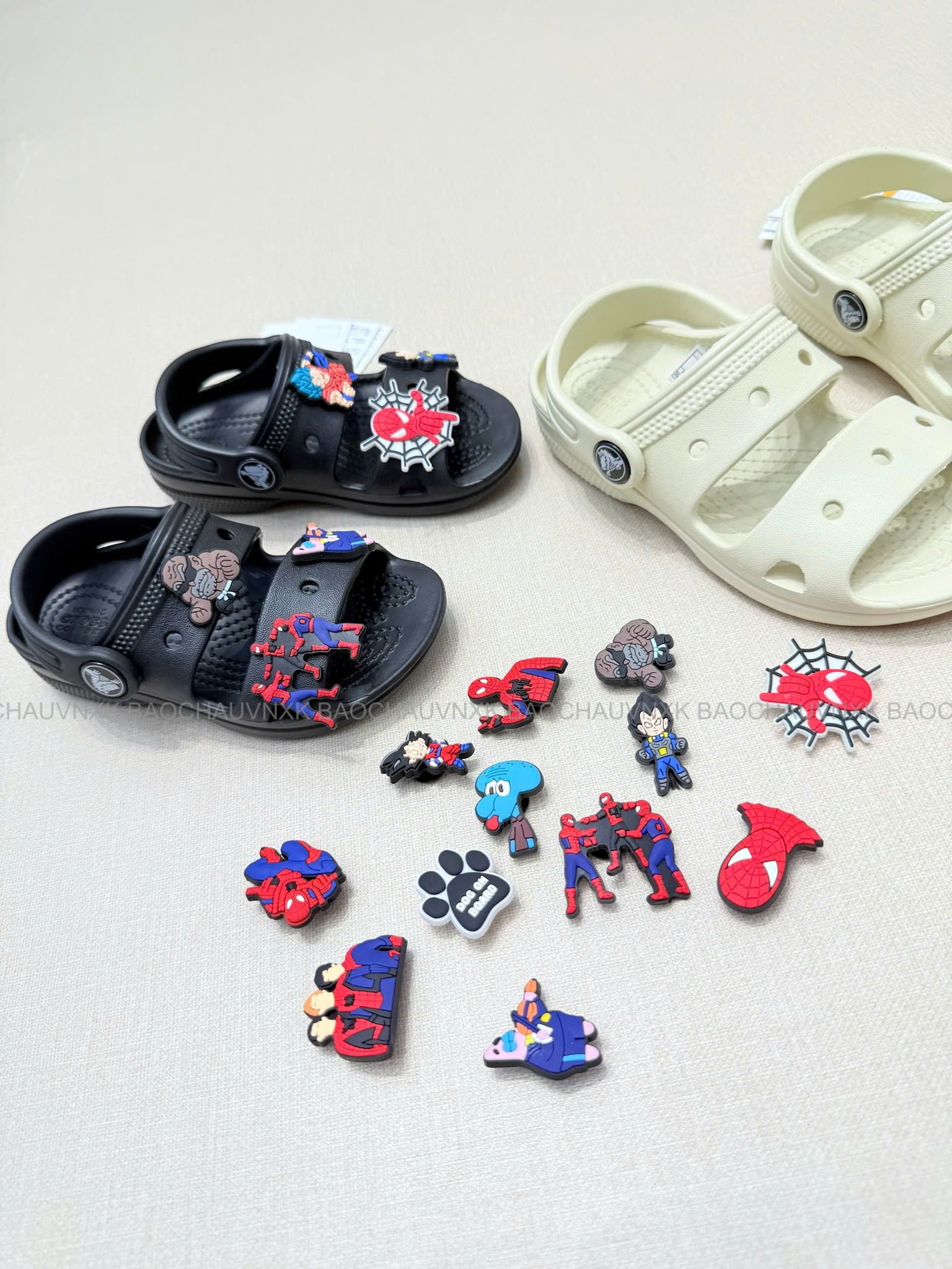 SALE S814  SANDAL  BÉ 3 MÀU (TẶNG 6 CHARM)_thumbnail_3