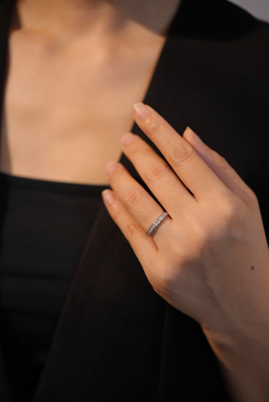 Nhẫn Kết 13 Viên 1.8Ly_thumbnail_2