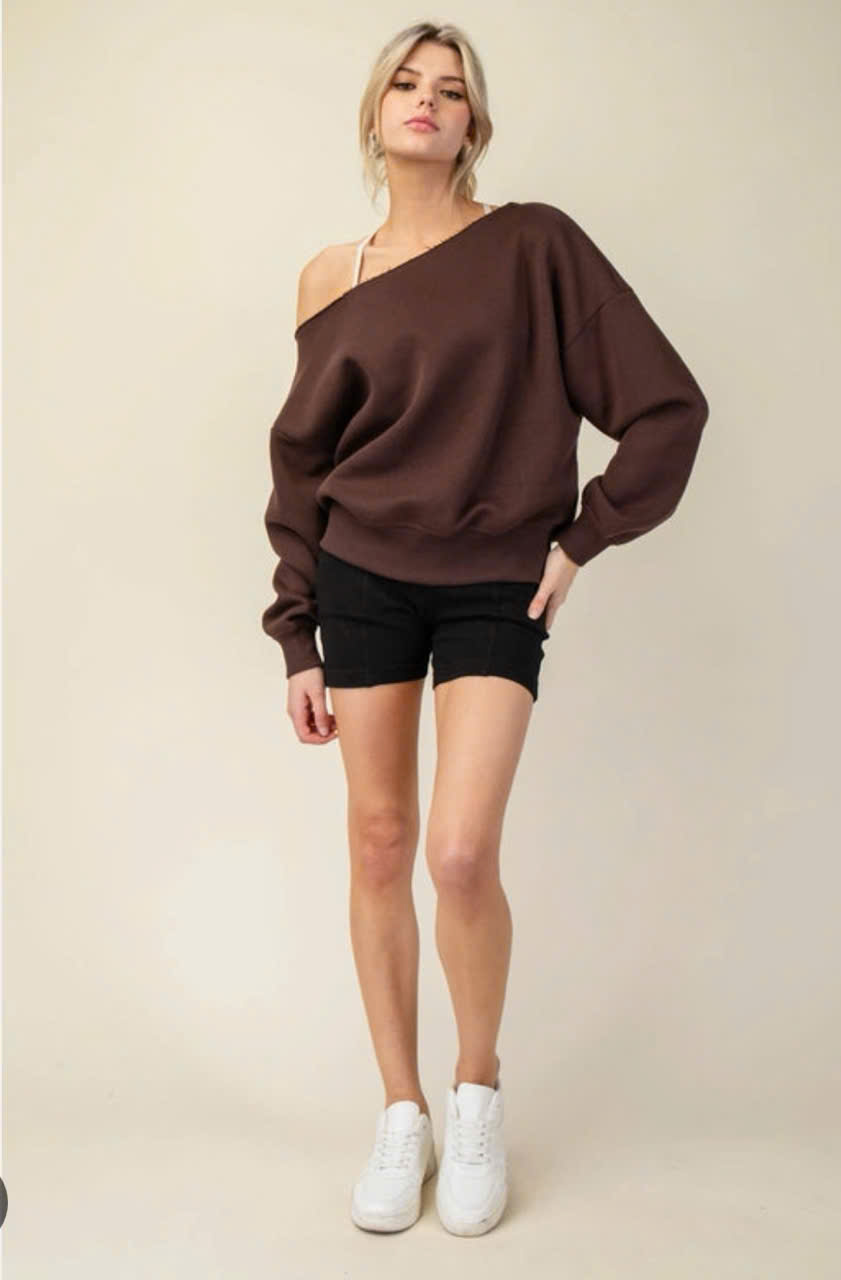 AT764 Áo thun nỉ lệch vai_thumbnail_1