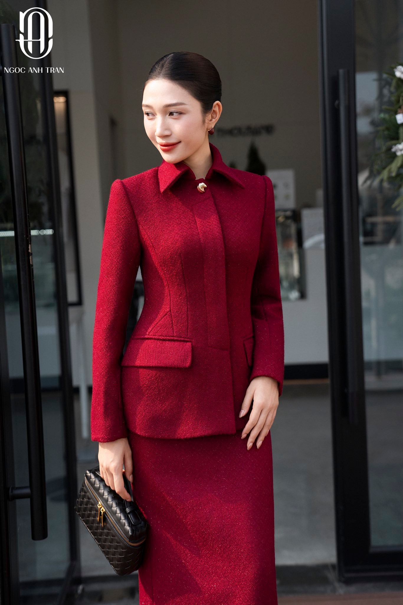 A226 - Set áo dạ đỏ dài tay phối chân váy dáng dài