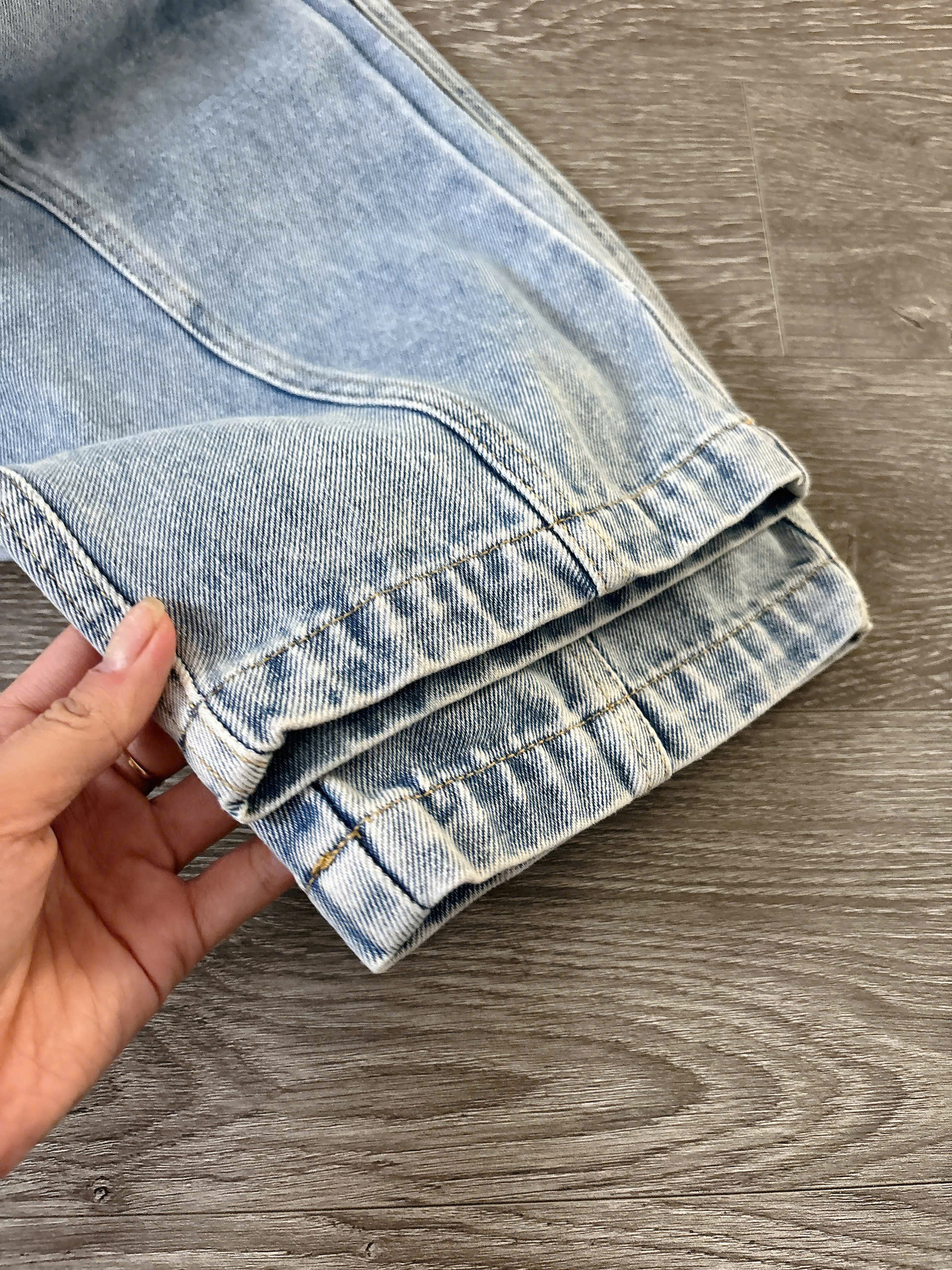 Q6 QUẦN JEAN SUÔNG NHẠT_thumbnail_3