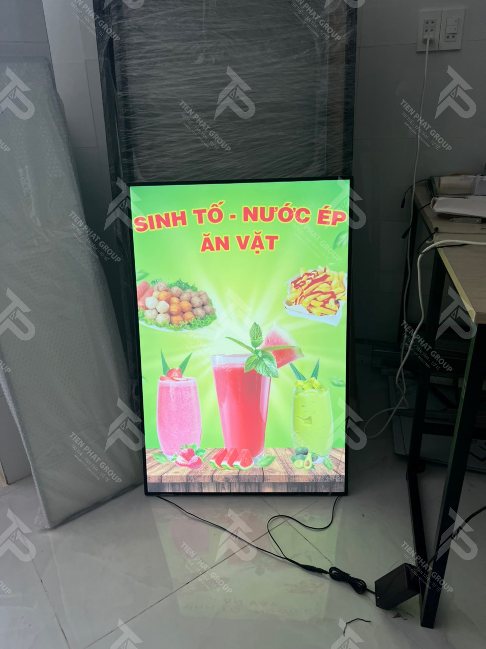 TRANH ĐIỆN 60X90 NAM CHÂM_thumbnail_3