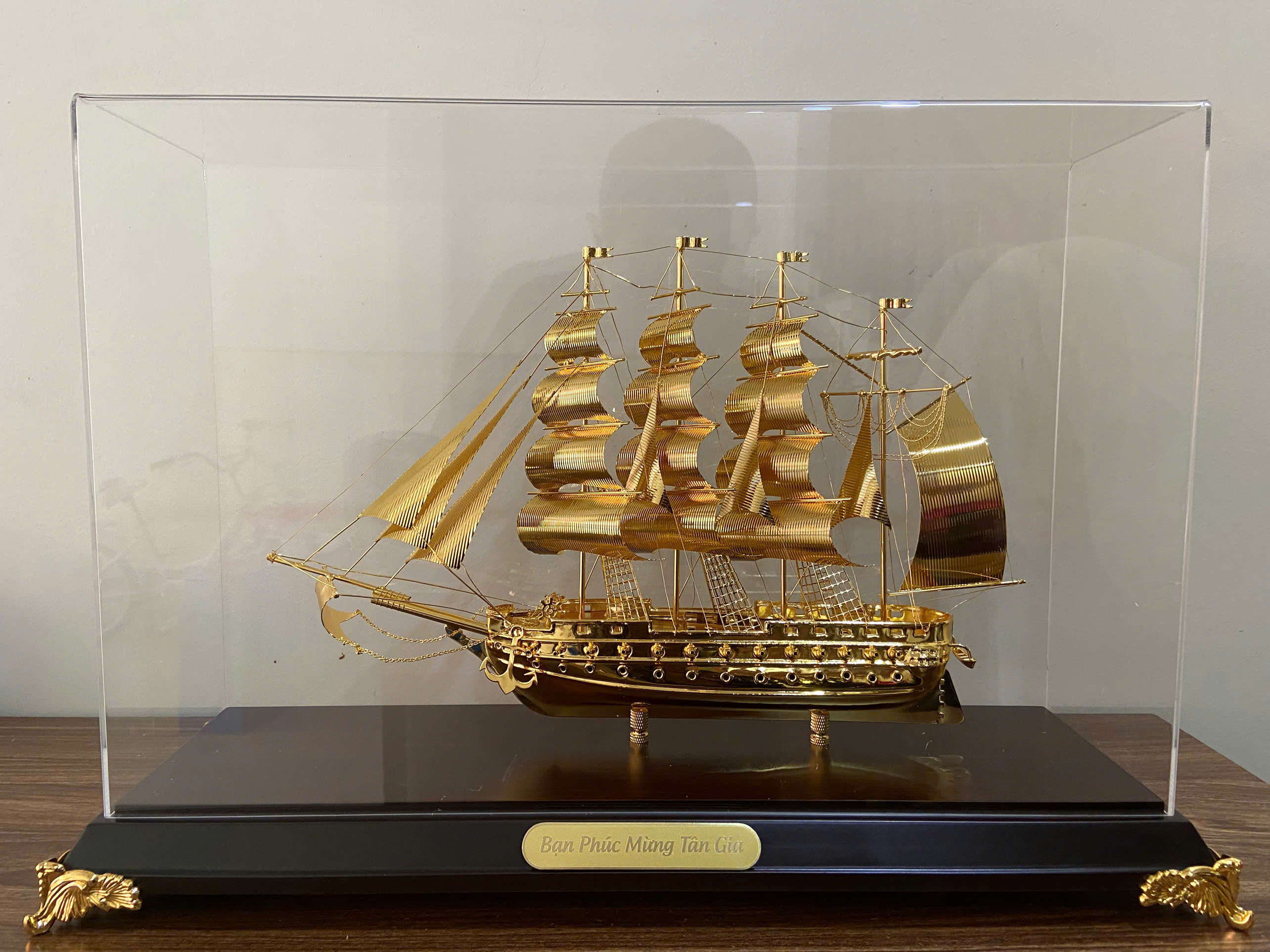 Thuyền mô hình quà tặng thuận buồm xuôi gió mạ vàng 24k KT 50CM X 34 CM _thumbnail_2
