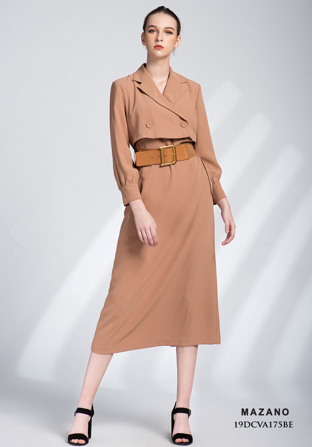 Đầm măng tô nâu cách điệu_thumbnail_2