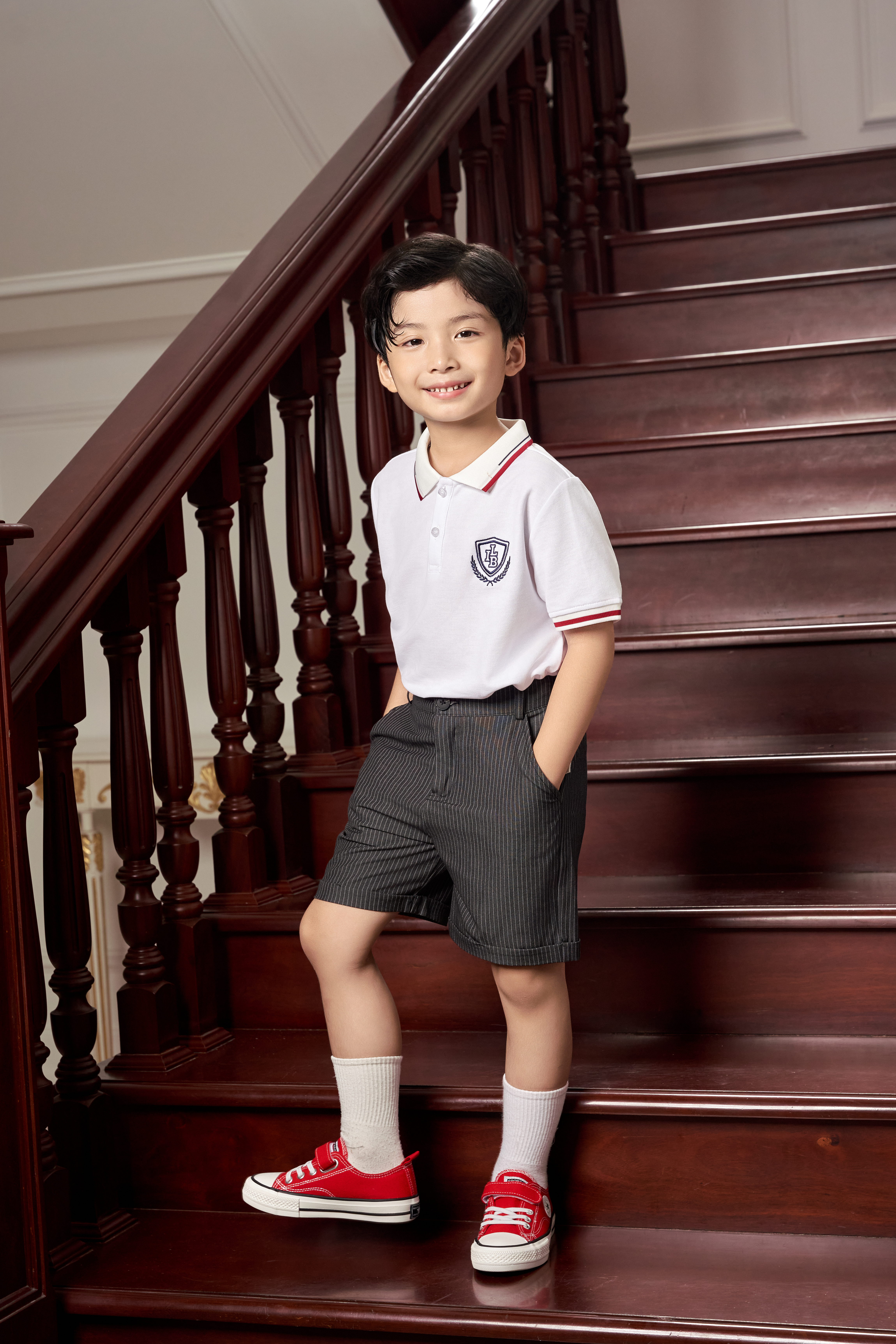 Polo thêu một bên tay_thumbnail_0