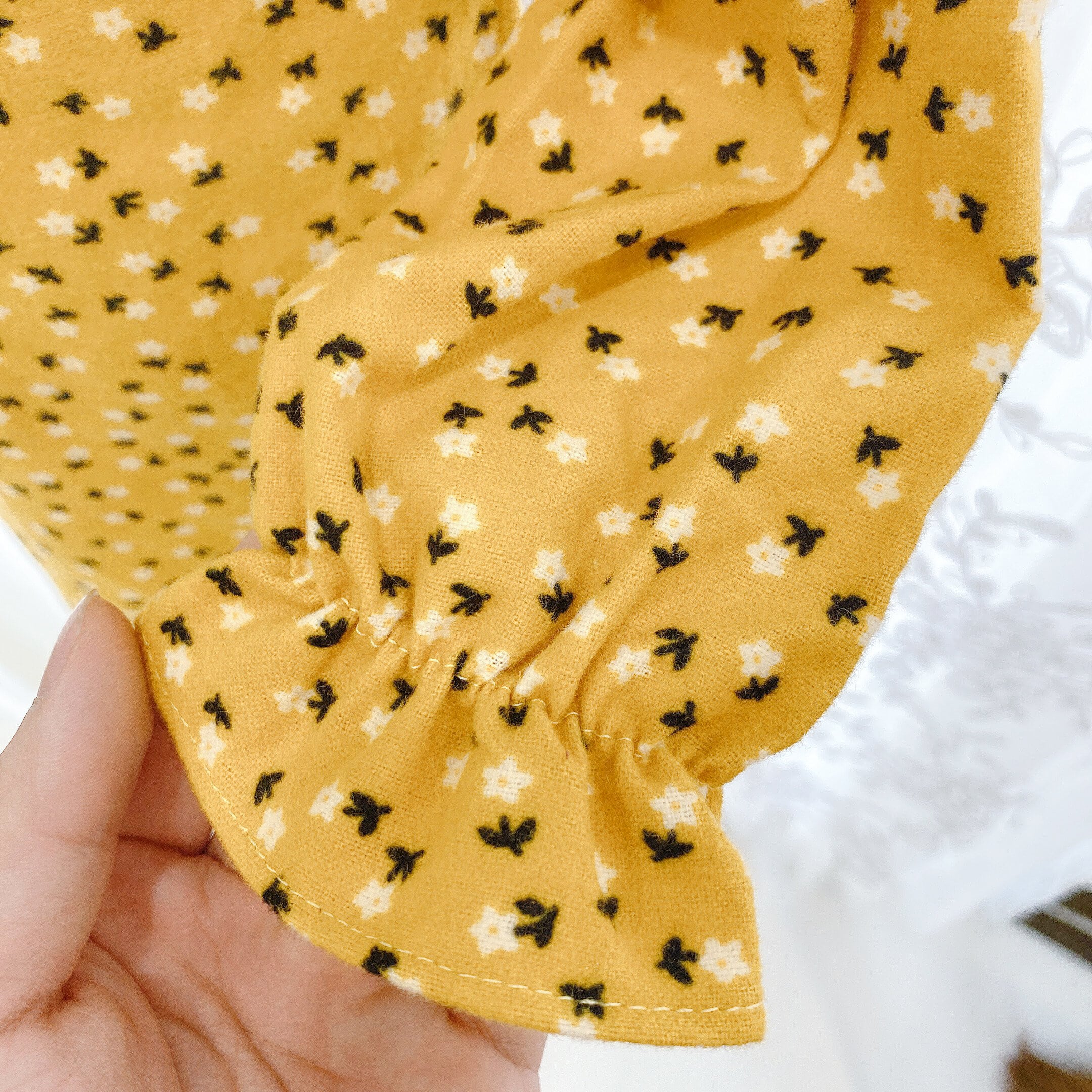 Áo dài cách tân hoa nhí kèm mấn_thumbnail_7