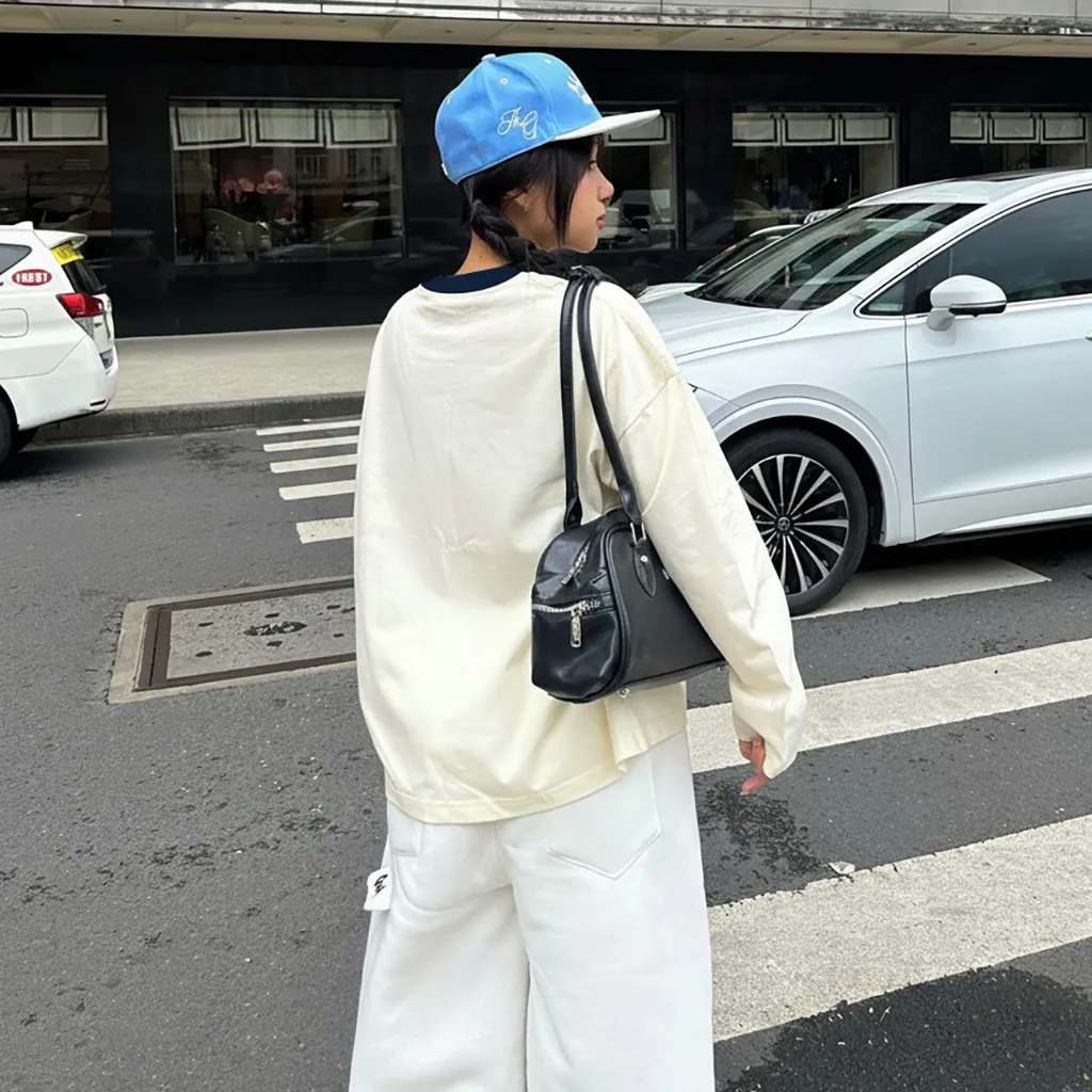 Áo thun tay dài form boxy Miucho vải thoáng mát phối cổ in mix tôn dáng Chill Puppy 2810_thumbnail_8