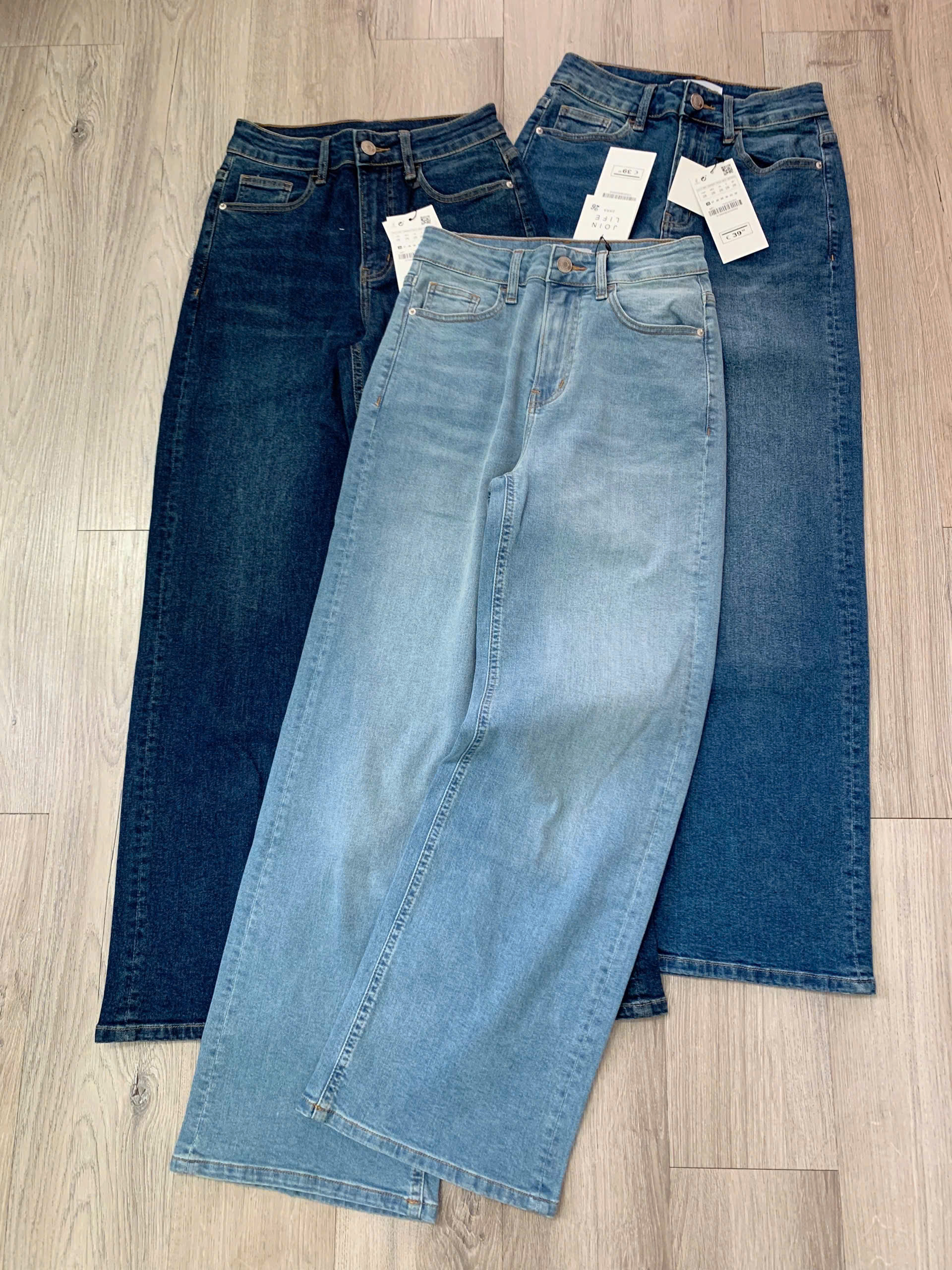 Q987 QUAN NU ZR (A11-3)_thumbnail_1