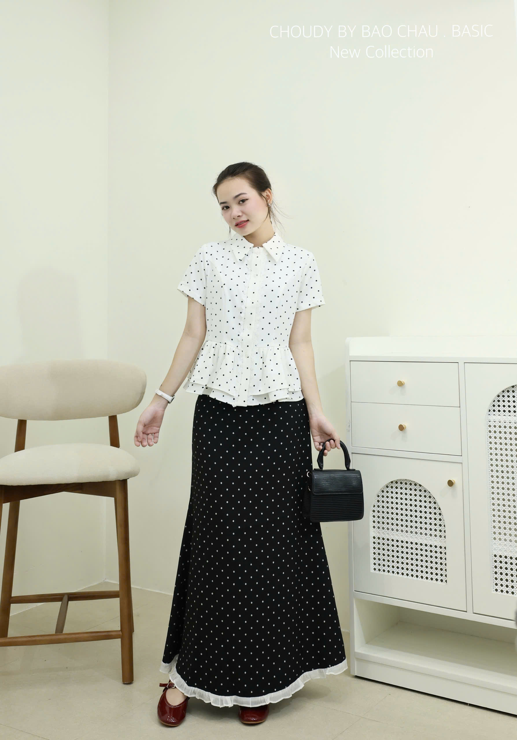 U749 CHÂN VÁY CHẤM BI ĐEN_thumbnail_5