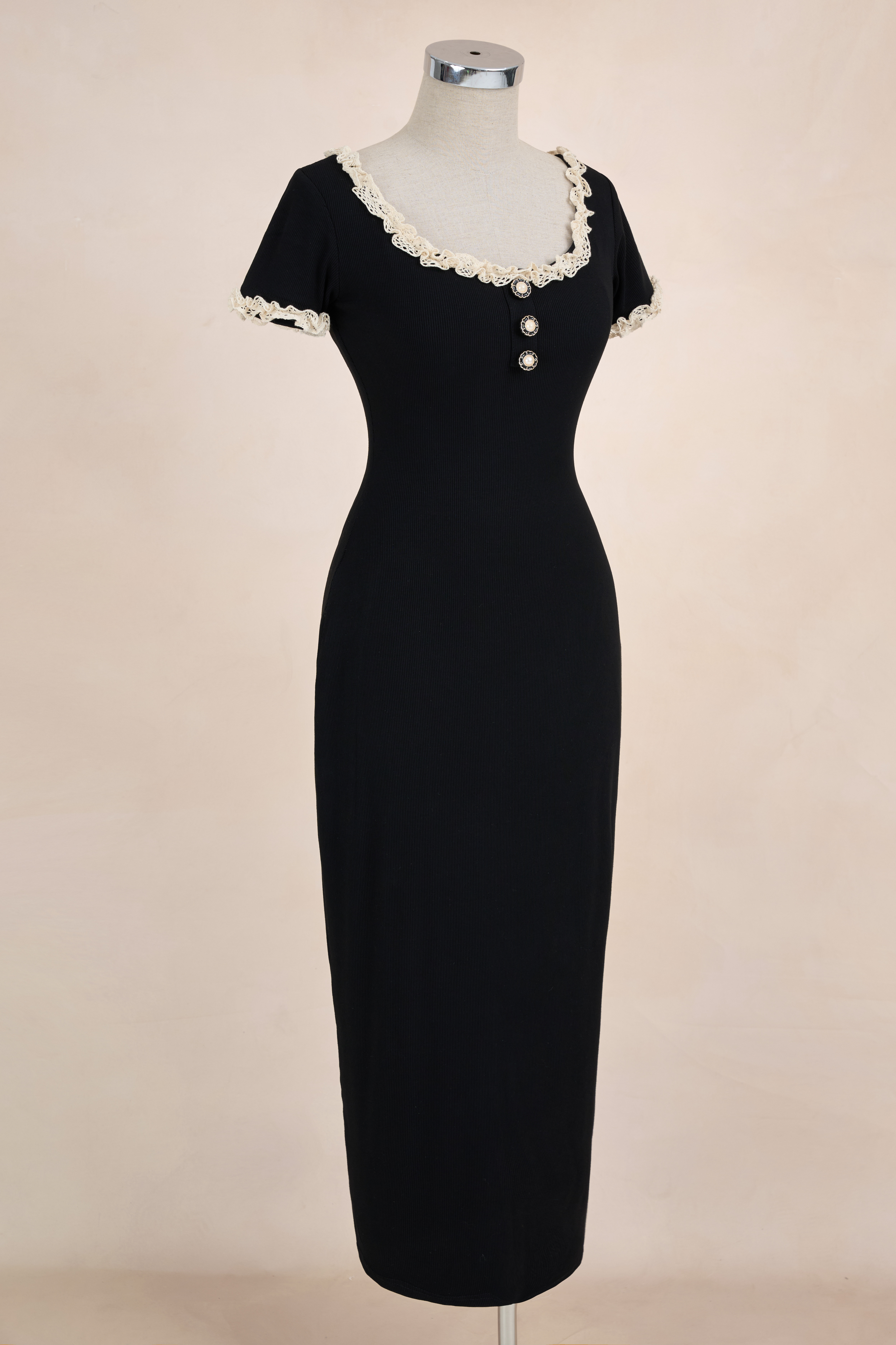 Đầm Bút Chì Cổ Vuông Viền Bèo