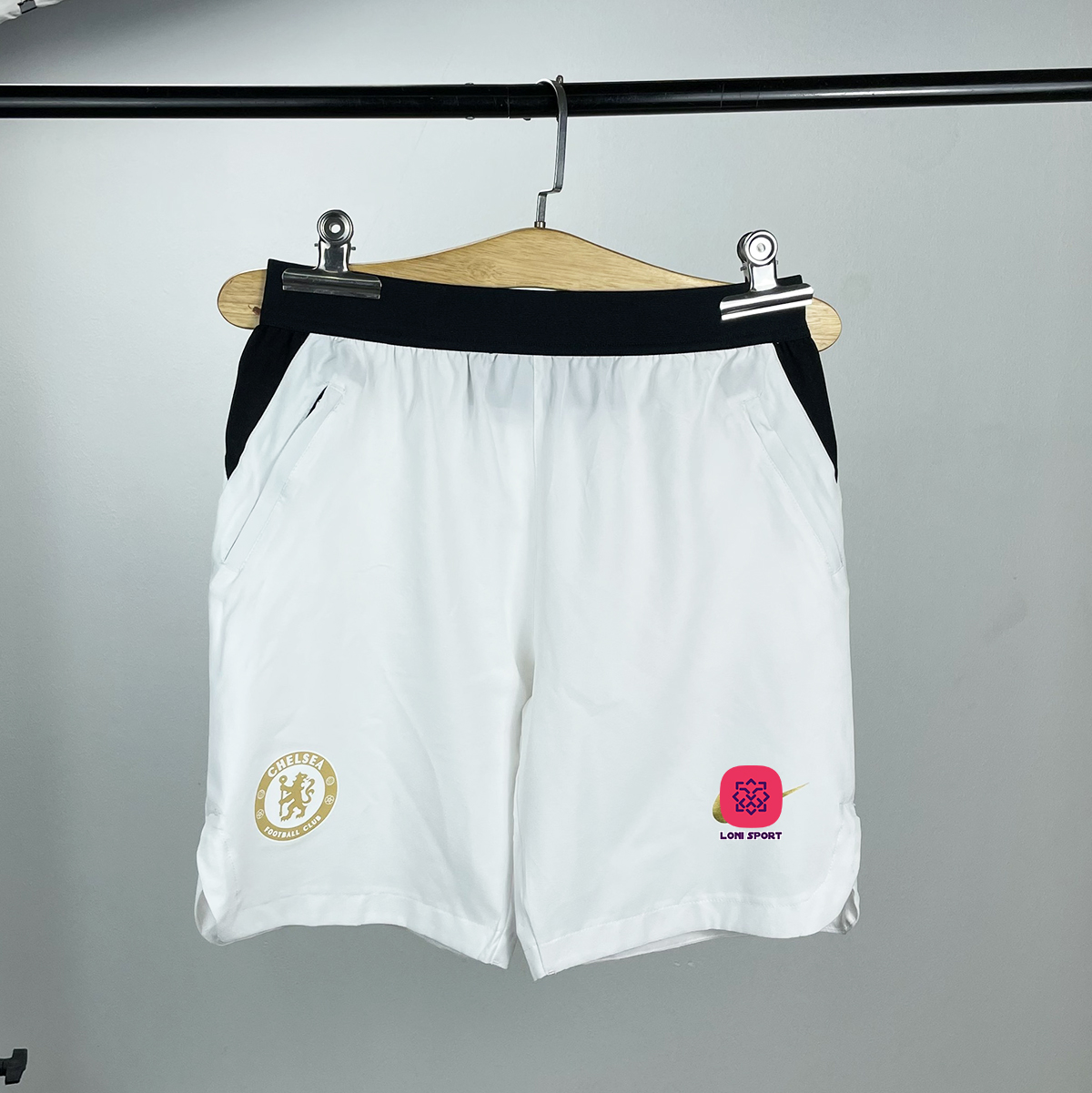 Quần shorts lưng thun xẻ tà - Trắng_thumbnail_10