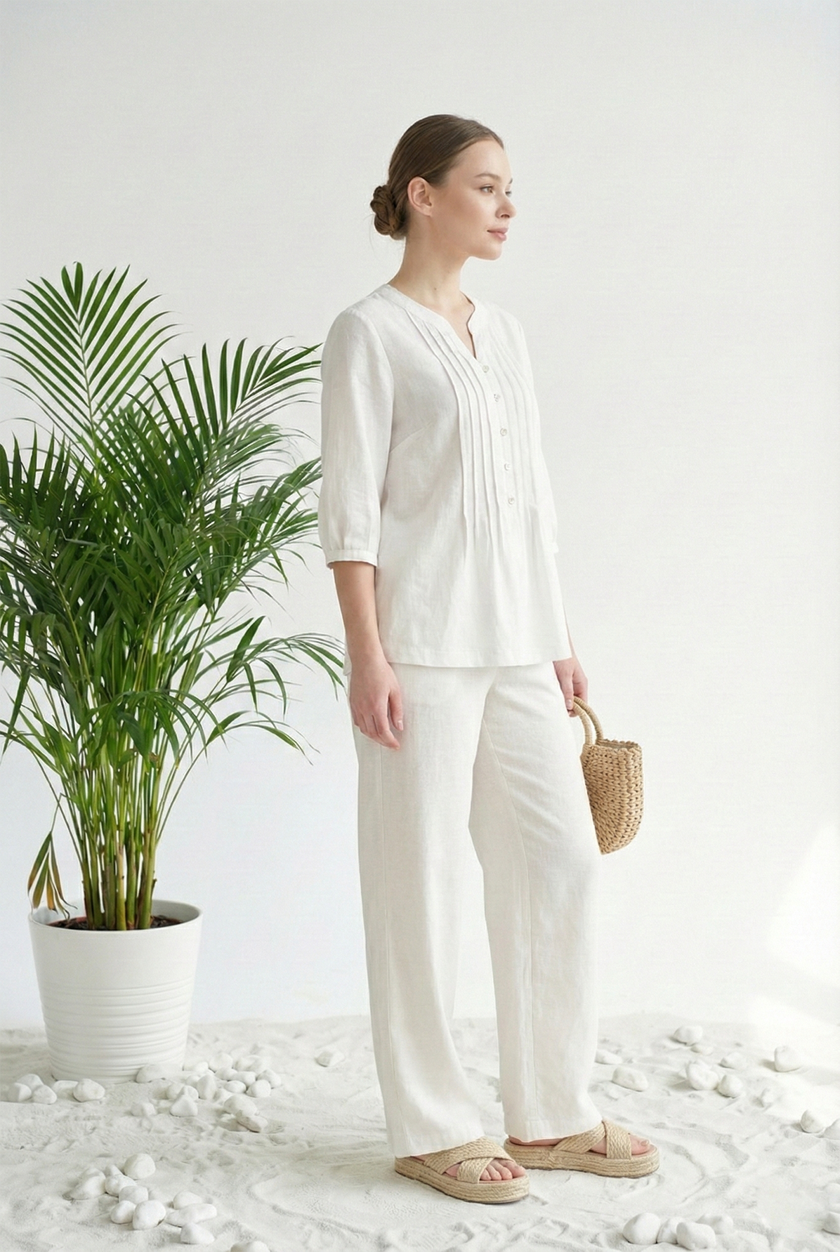 Áo sơ mi tunic vải linen trắng dáng suông cổ tàu cách điệu tay ngắn thiết kế MAZANO