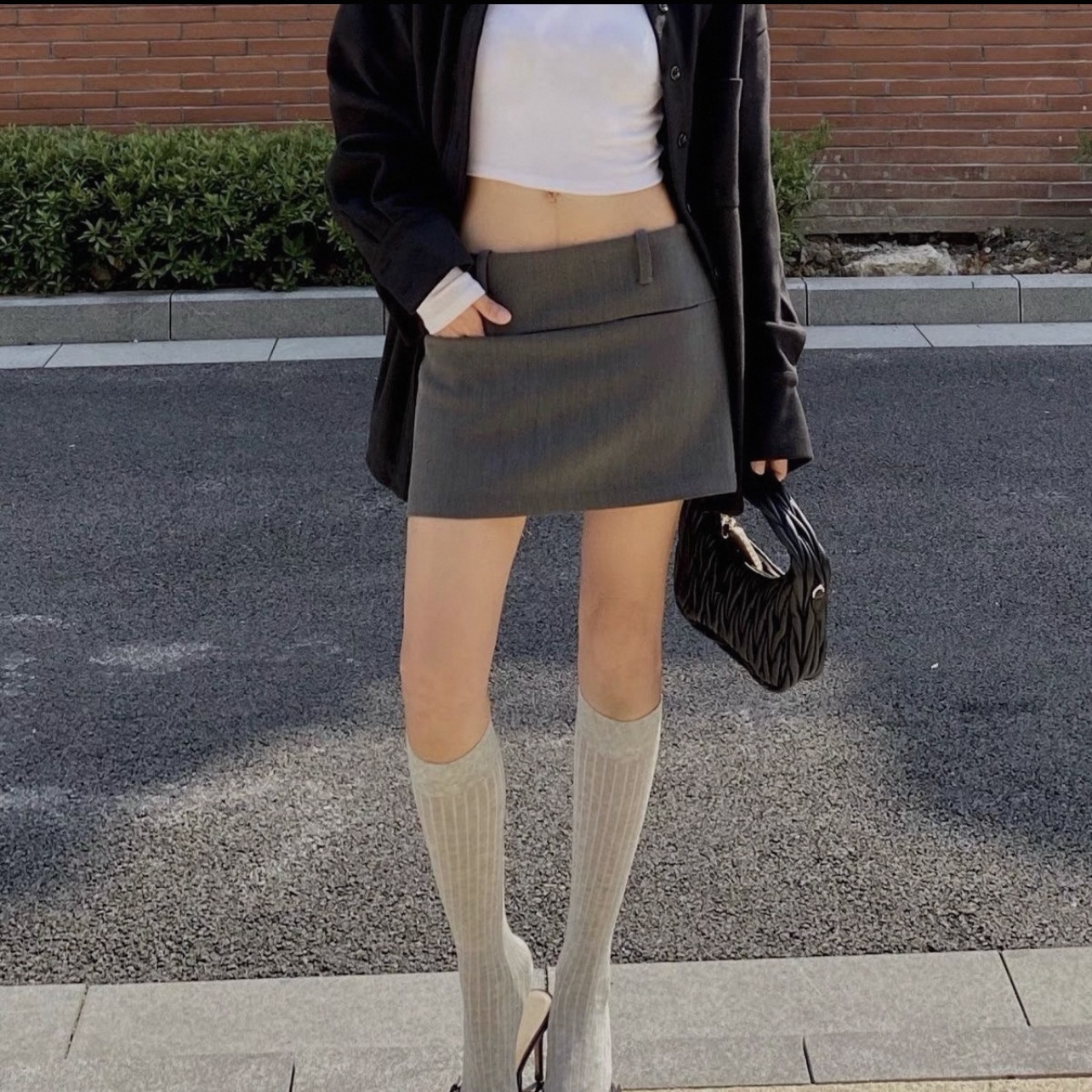 Chân váy túi ngang