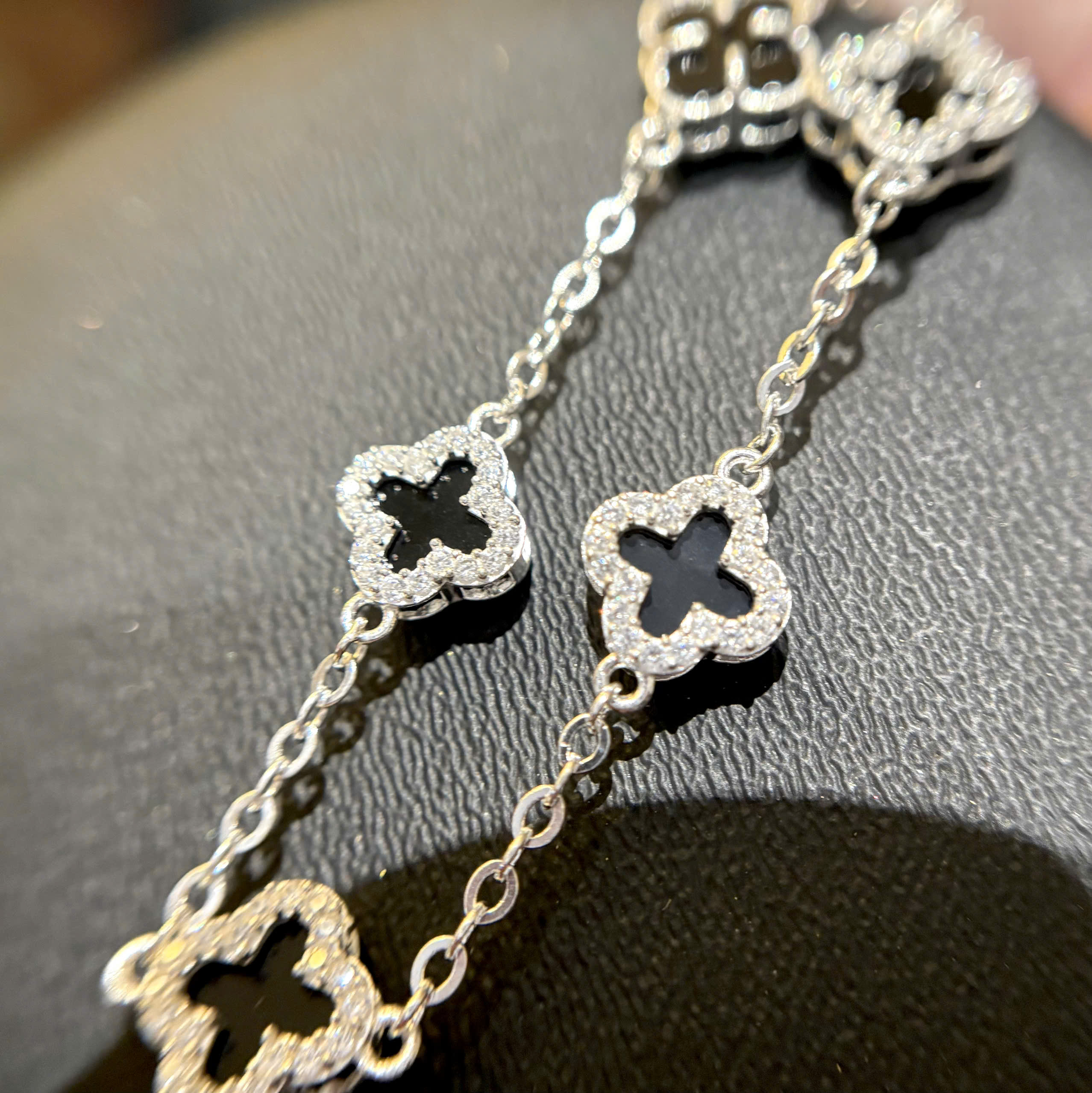 Vòng tay bạc xi kim Vancleef đen_thumbnail_2