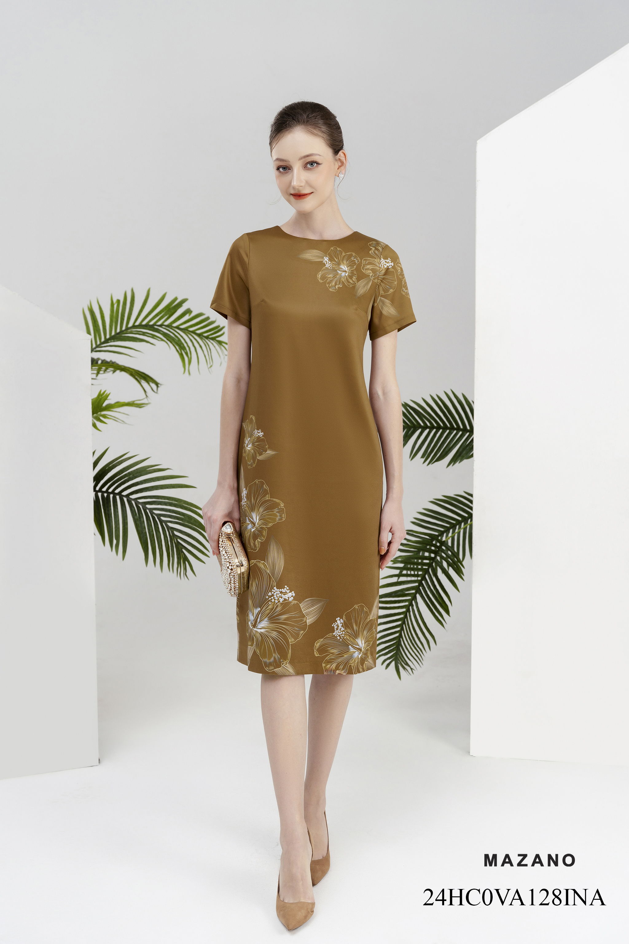 Đầm suông nâu, vải lụa họa tiết in bố cục_thumbnail_3