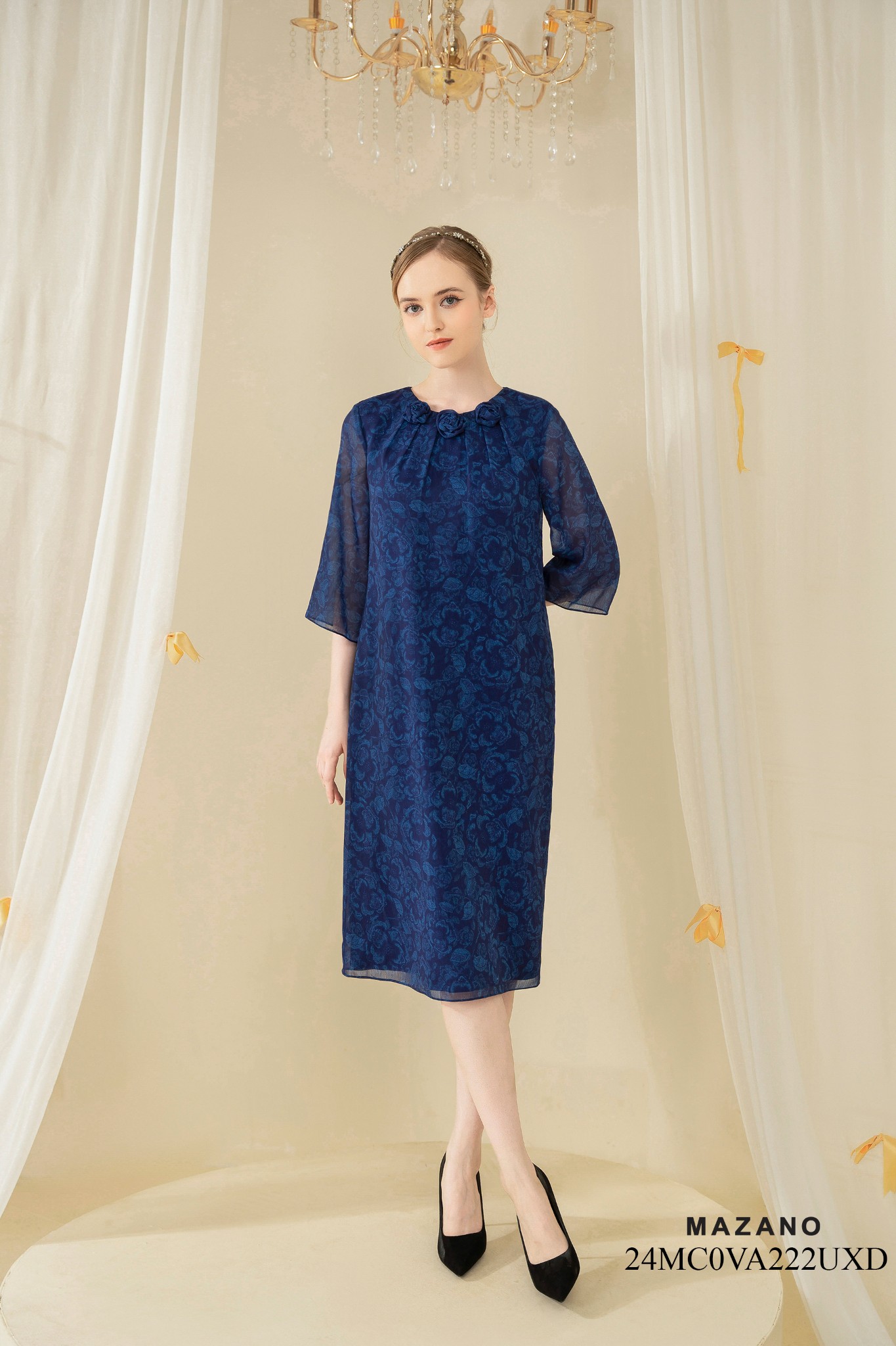 Váy Đầm Suông Vải voan xước Hoạ tiết hoa hồng cách điệu Cổ tròn Tay lỡ Dài qua gối