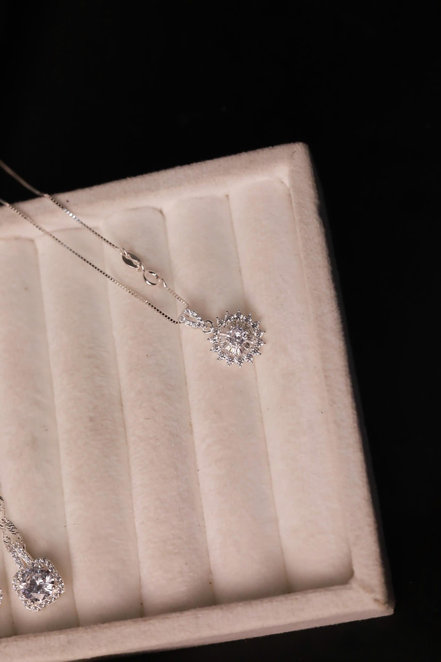 Vòng cổ bạc hoa tròn dây xù mì xi bạch kim_thumbnail_3