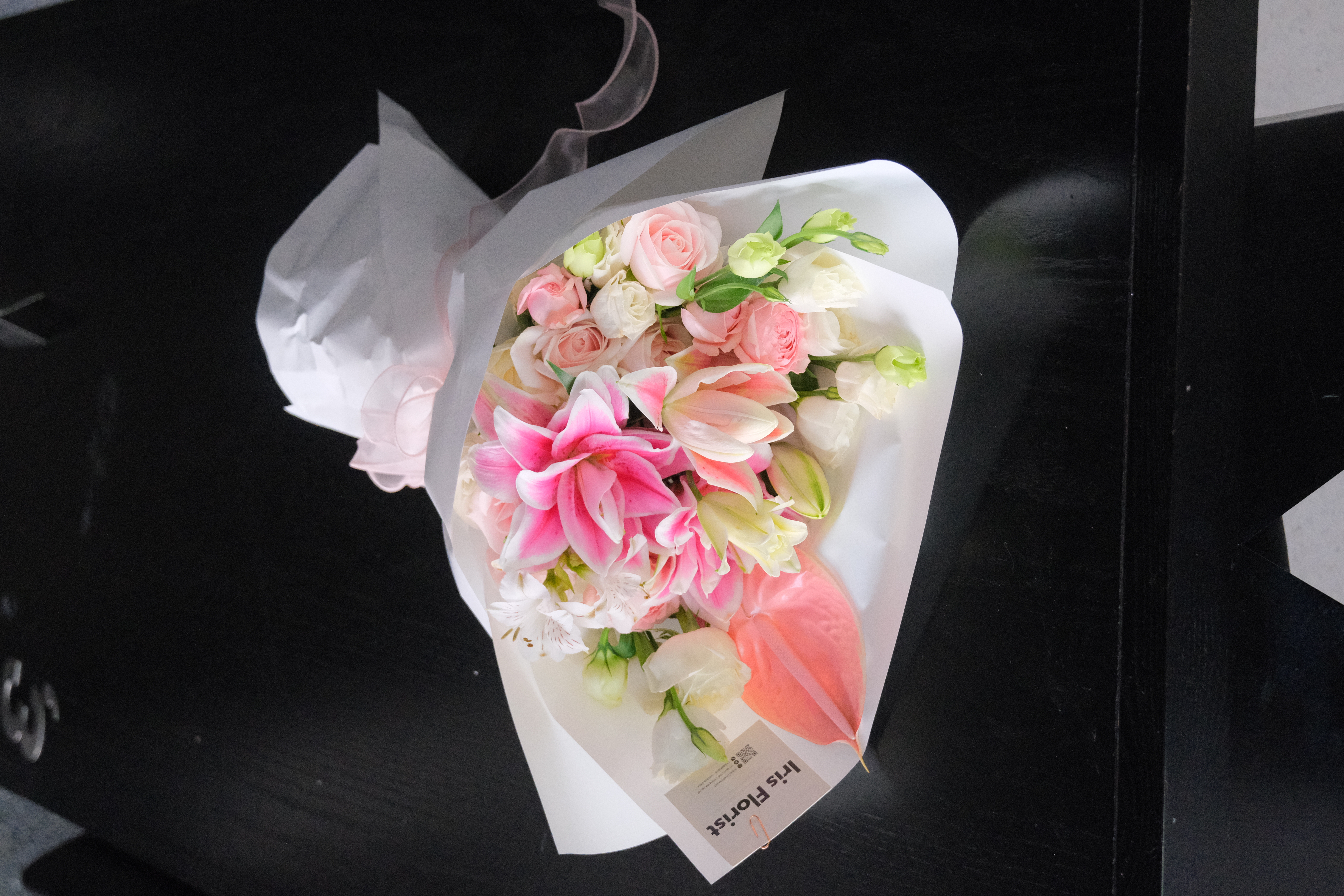 Bó hoa ly hồng mix - size M