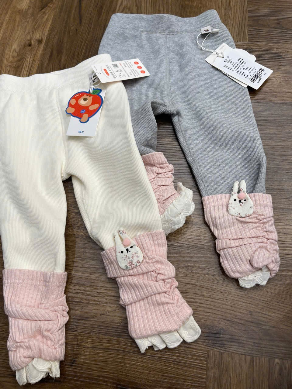 (Q189) Quần legging gấu gập hồng đính thỏ màu be_thumbnail_0