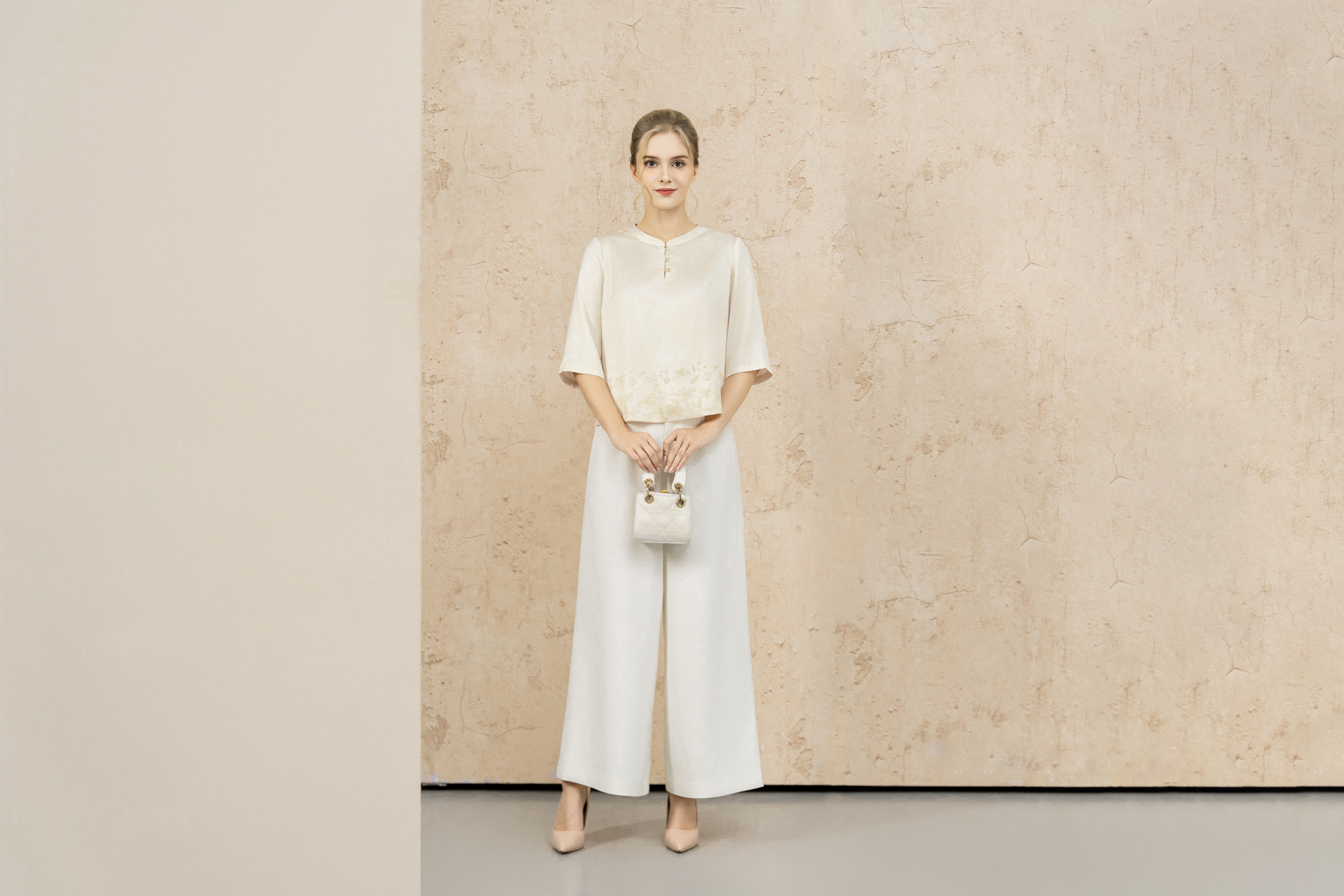 Áo sơ mi suông Vải lụa nhăn In họa tiết hoa chìm Cổ tàu cài khuy Tay lỡ Dài dưới eo_thumbnail_2