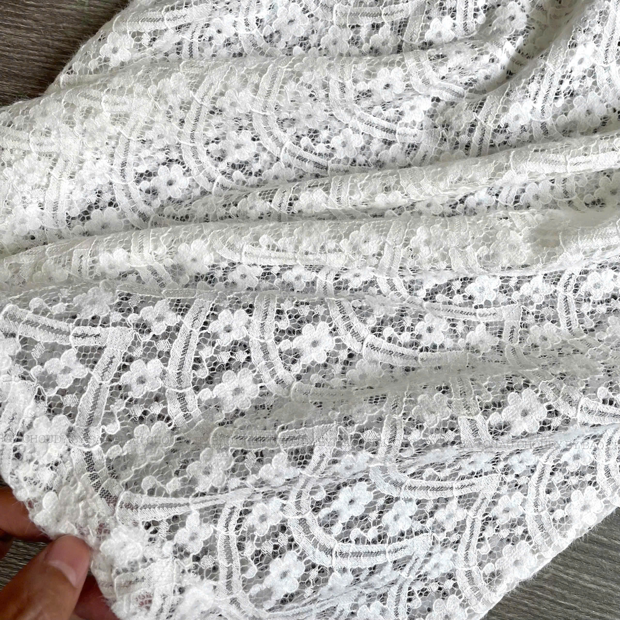 SALE U69 ÁO REN TRẮNG_thumbnail_3