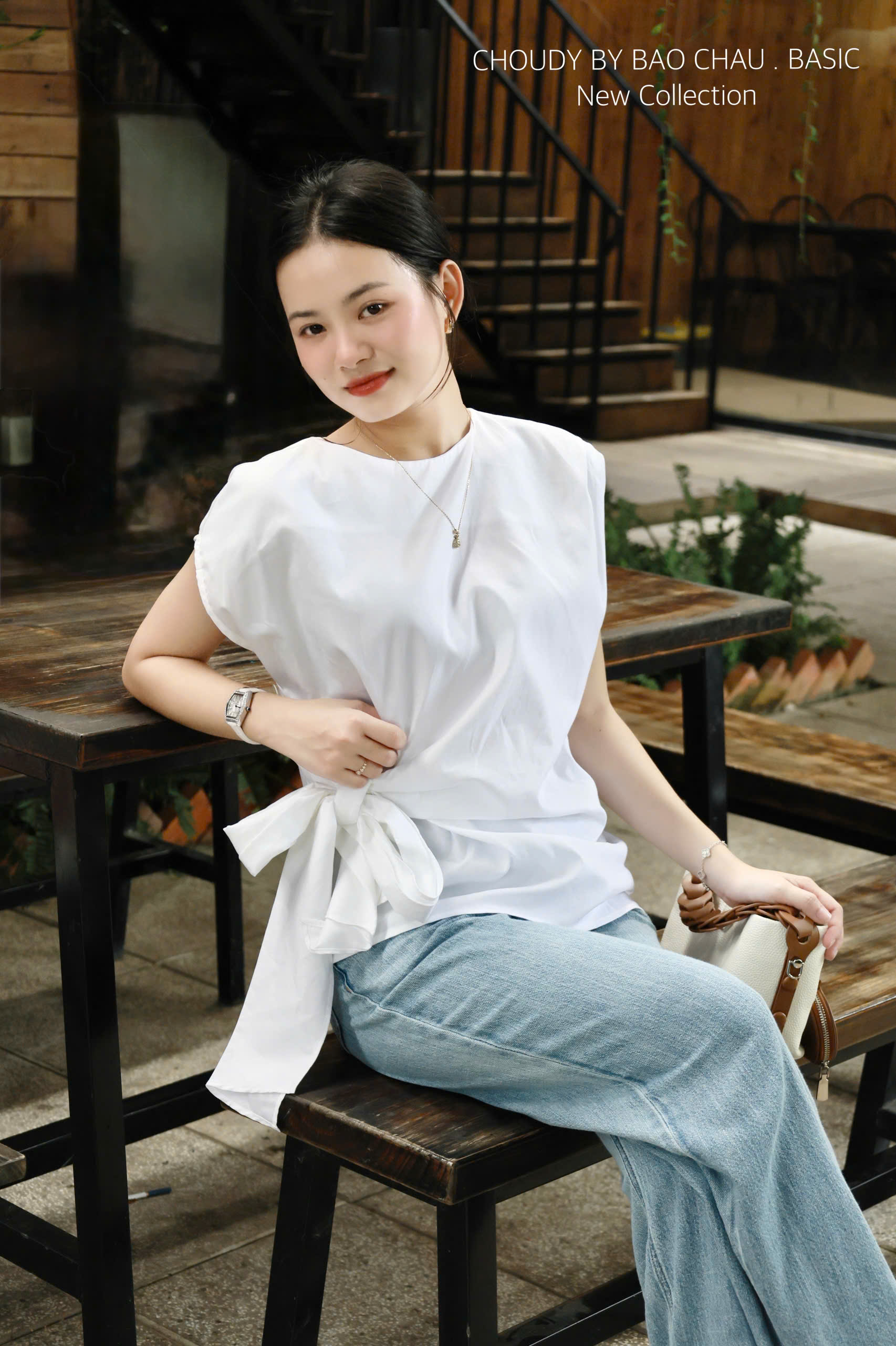 U657 ÁO KIỂU 2 MÀU_thumbnail_2