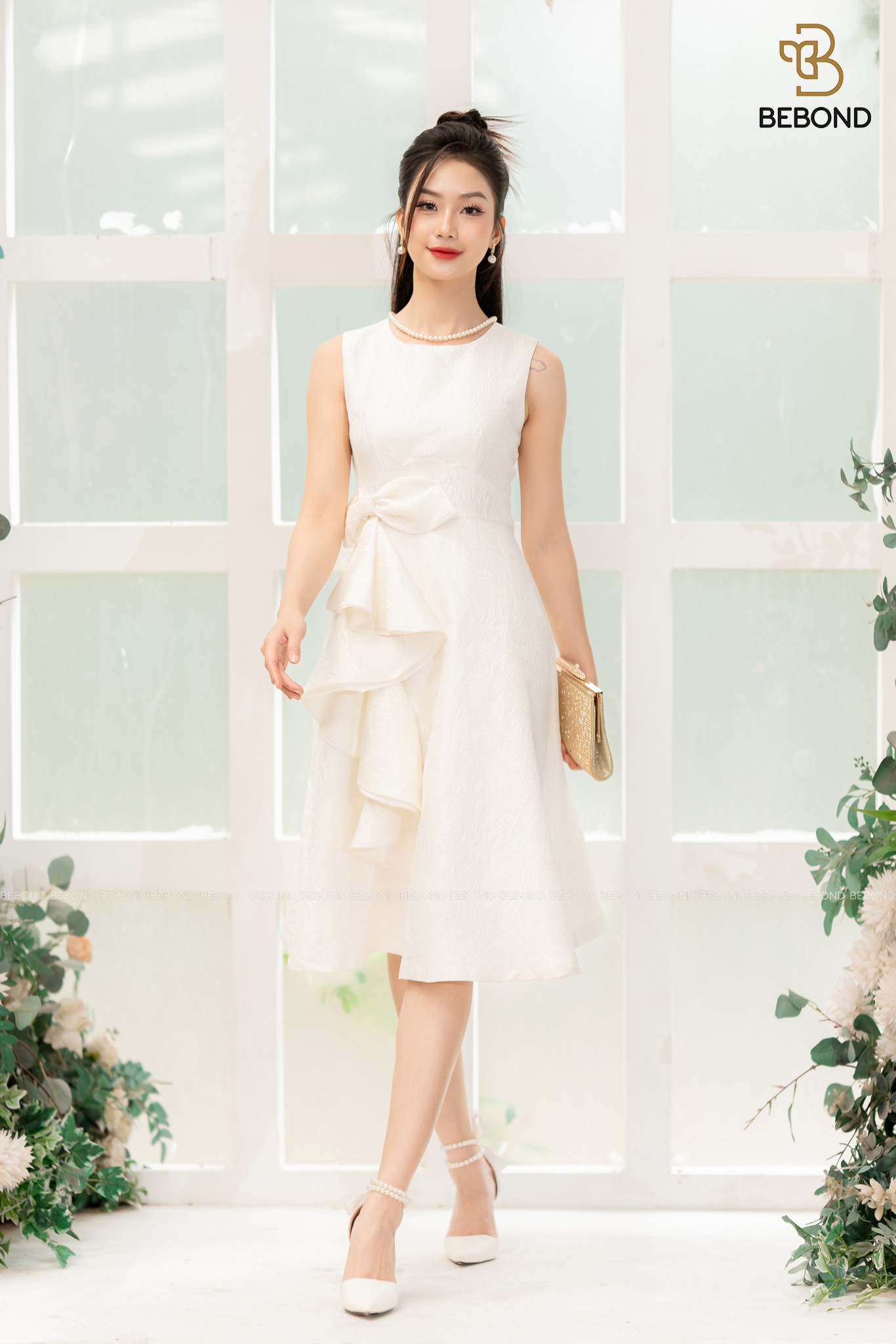 ĐẦM SÁT NÁCH PHỐI NƠ MÀU TRẮNG- MARY DRESS